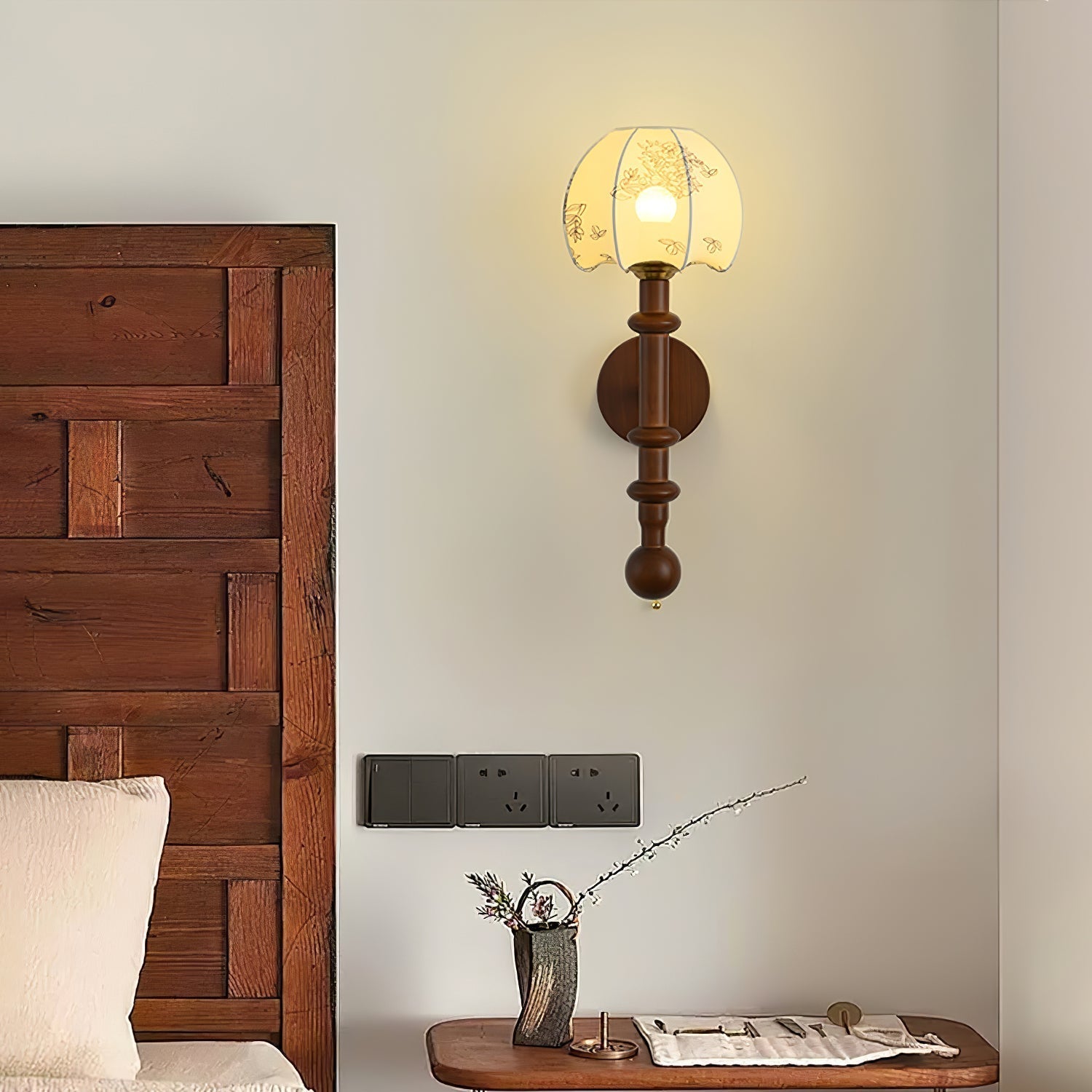 Hilda Roma Elegance Wood Sconce Wall lamp