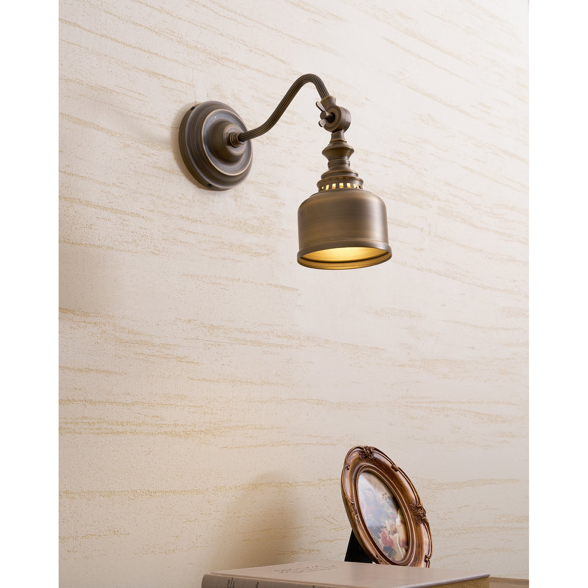 Cedarridge Gooseneck Indoor Wall Light