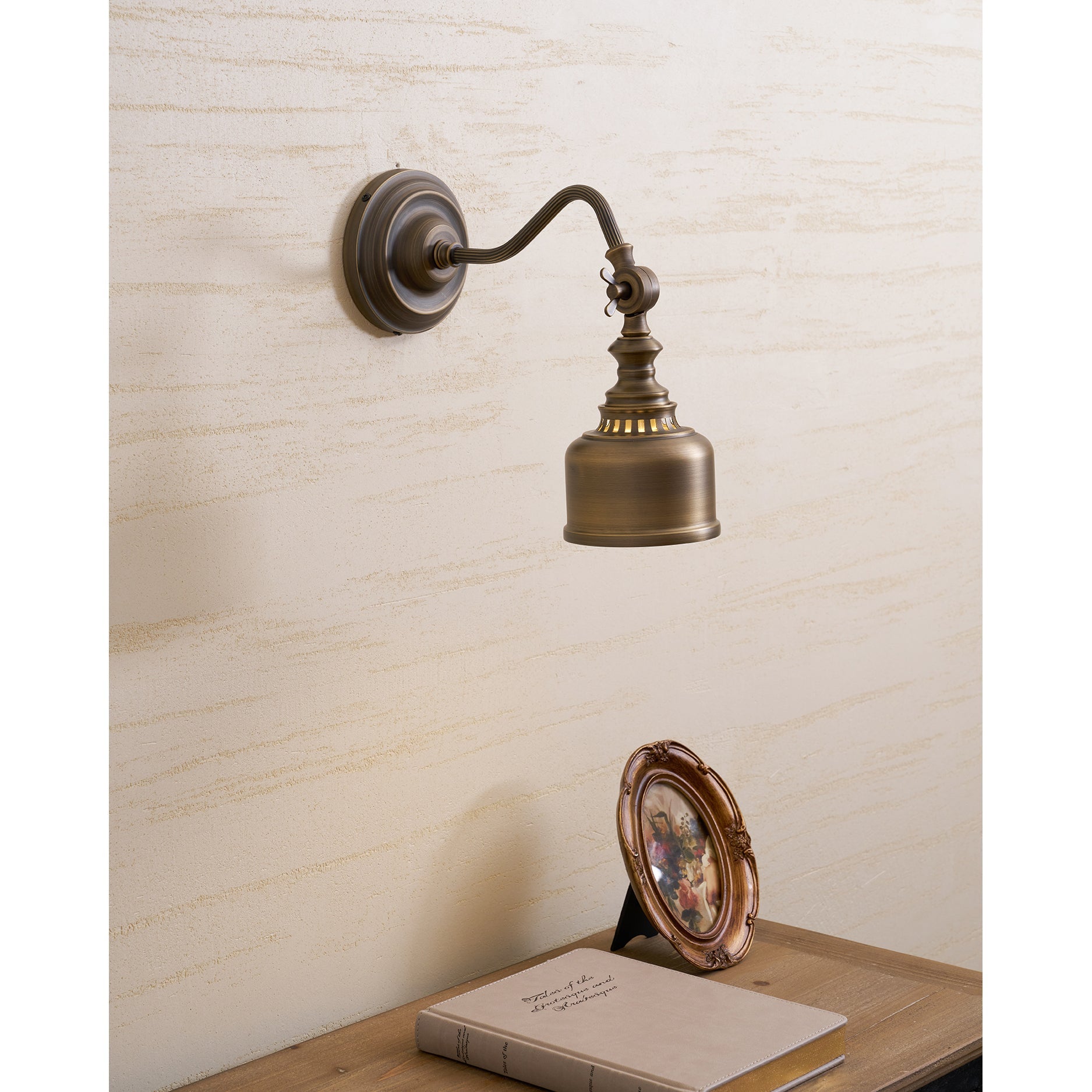 Cedarridge Gooseneck Indoor Wall Light