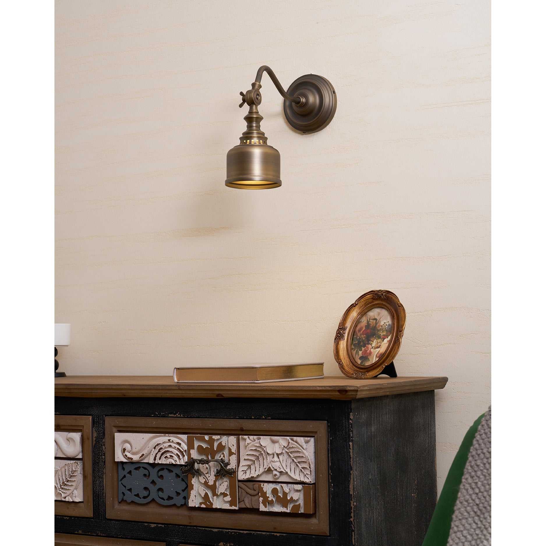 Cedarridge Gooseneck Indoor Wall Light
