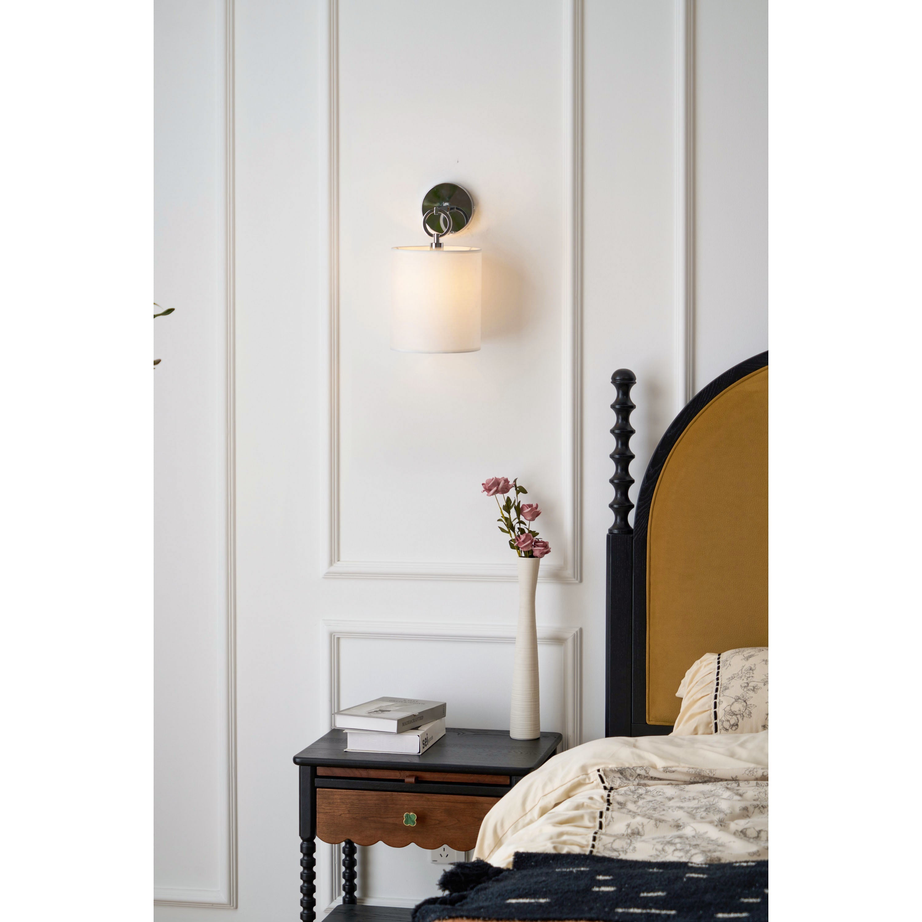 Dovercrest Circle Indoor Wall Light