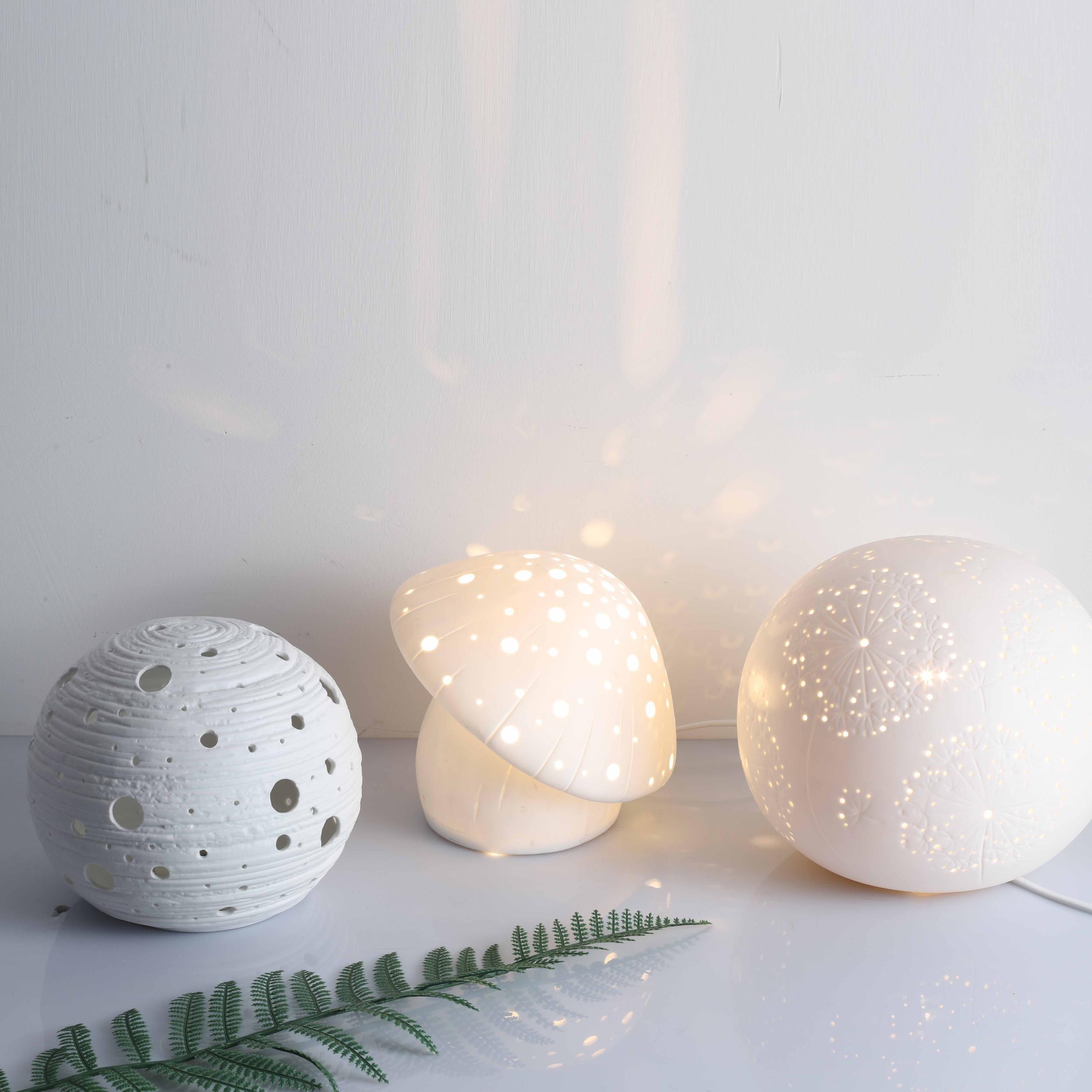 Viraisella Modern Ceramics Table Lamp