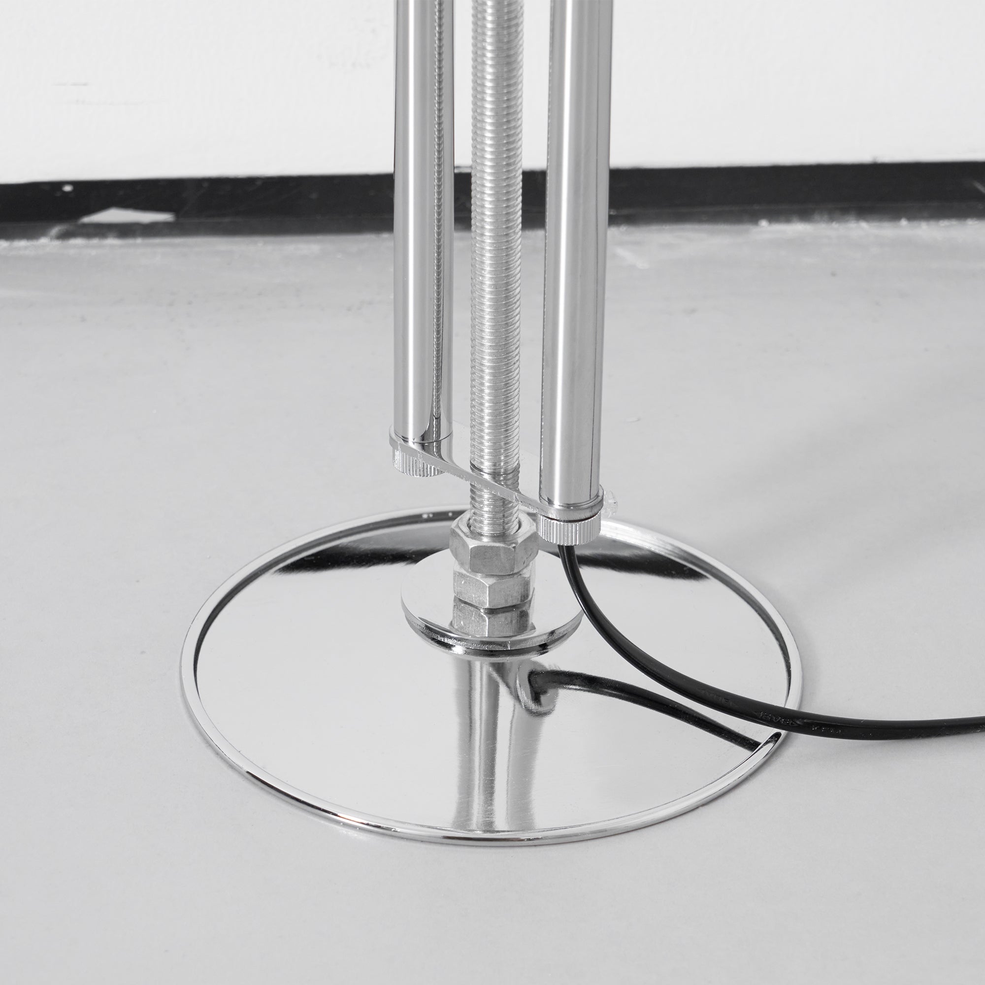 Avenoriella Ceiling Floor Lamp