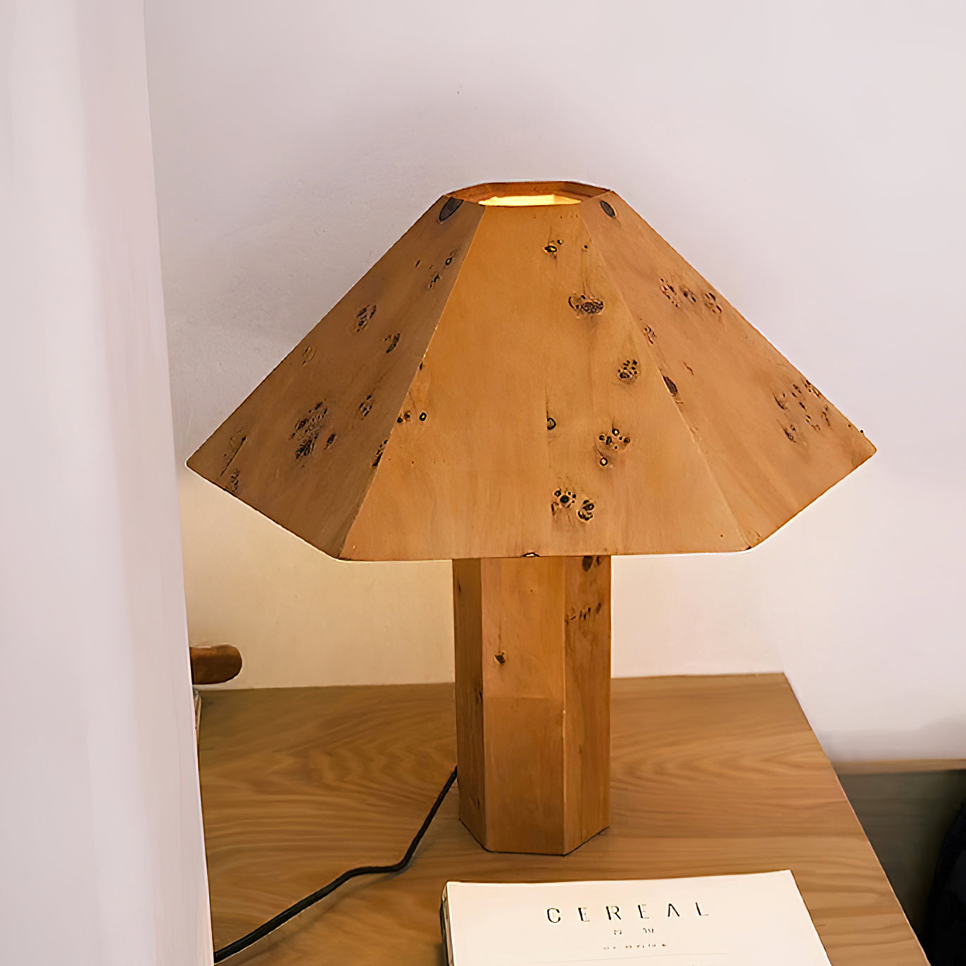 Lorvienne Table Lamp