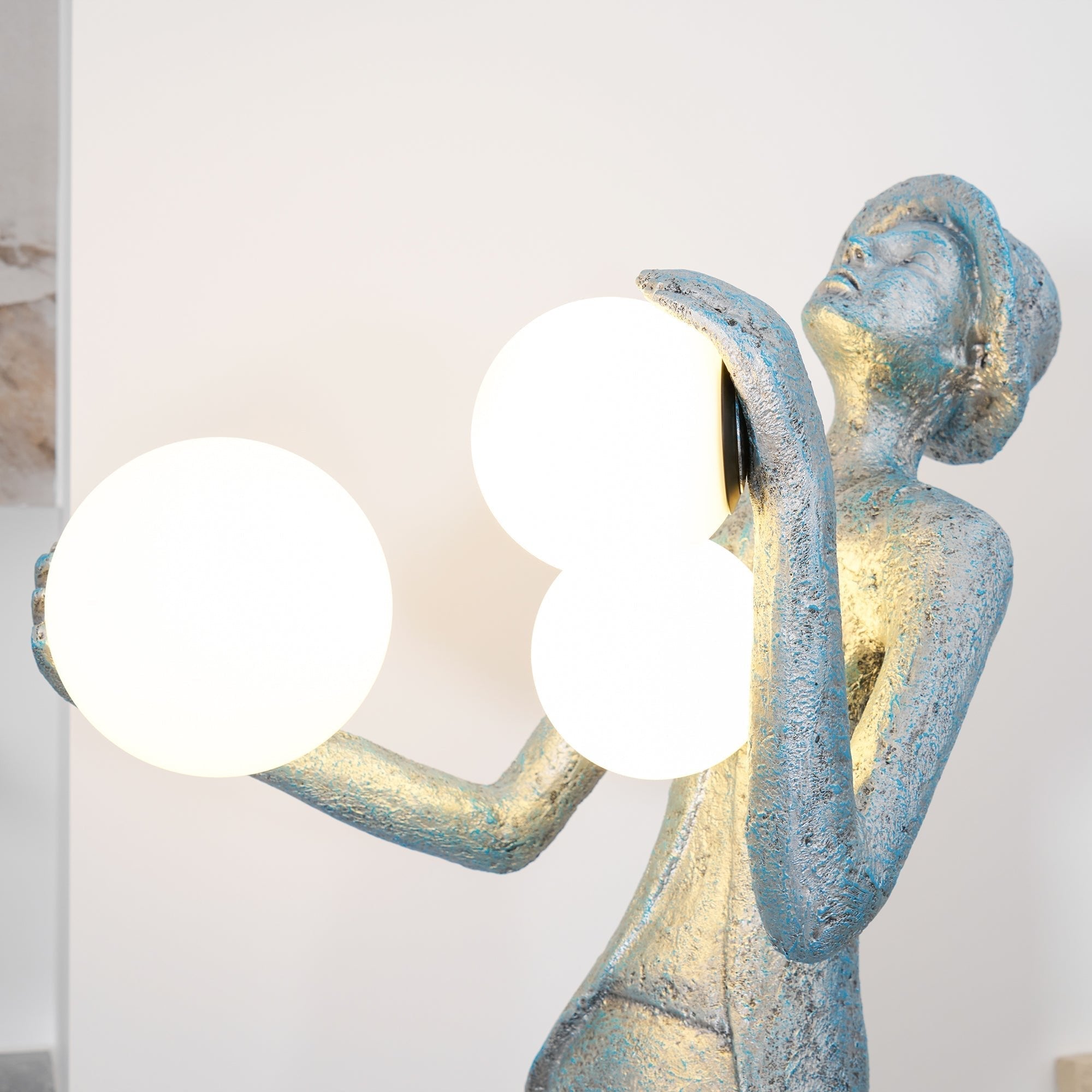 Seloia Gentleman Sculpture Floor Lamp