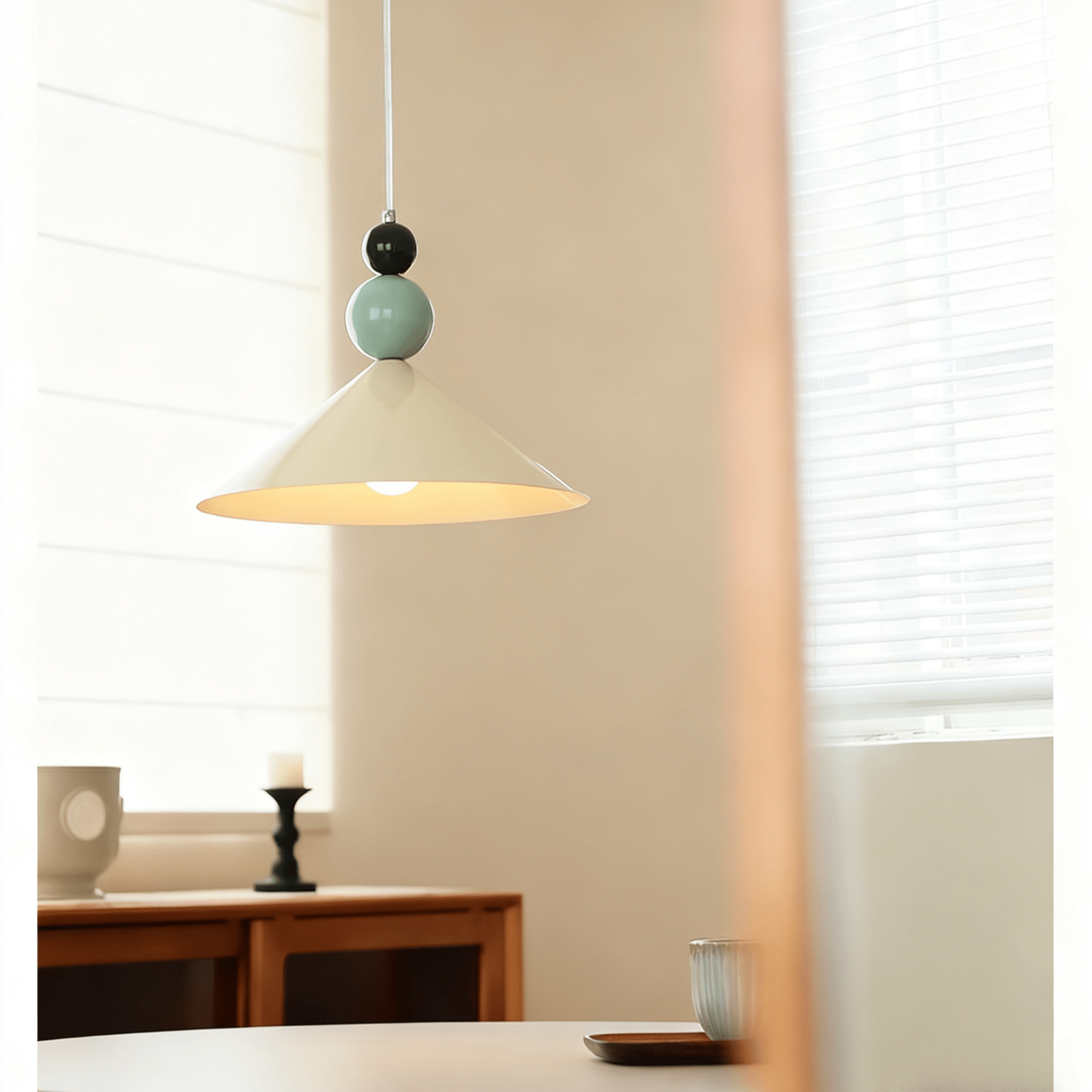 Calyreon Orb Pendant Light