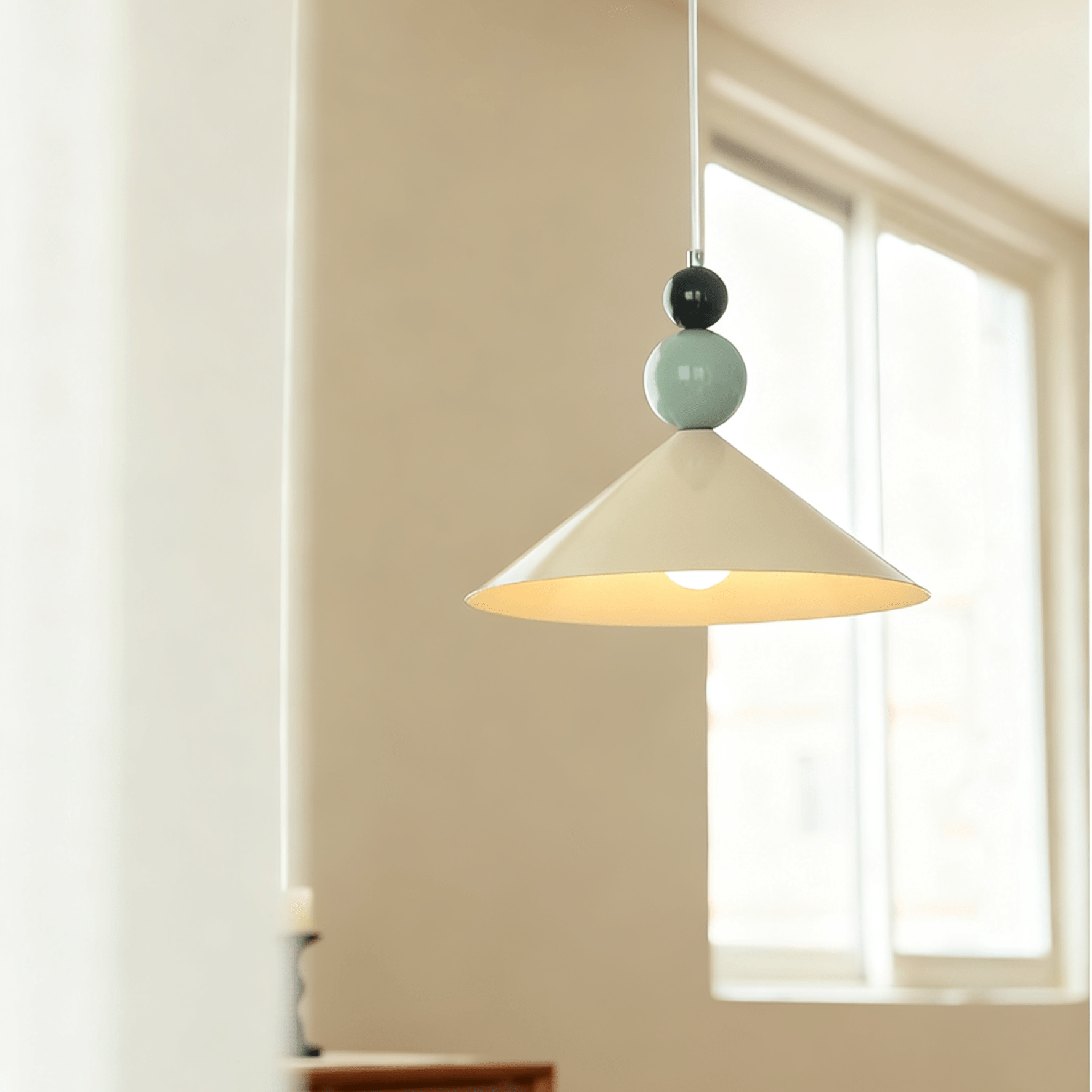 Calyreon Orb Pendant Light