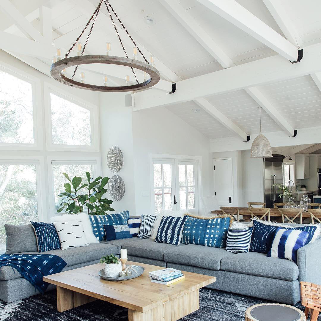 Rinorena Wood Chandelier