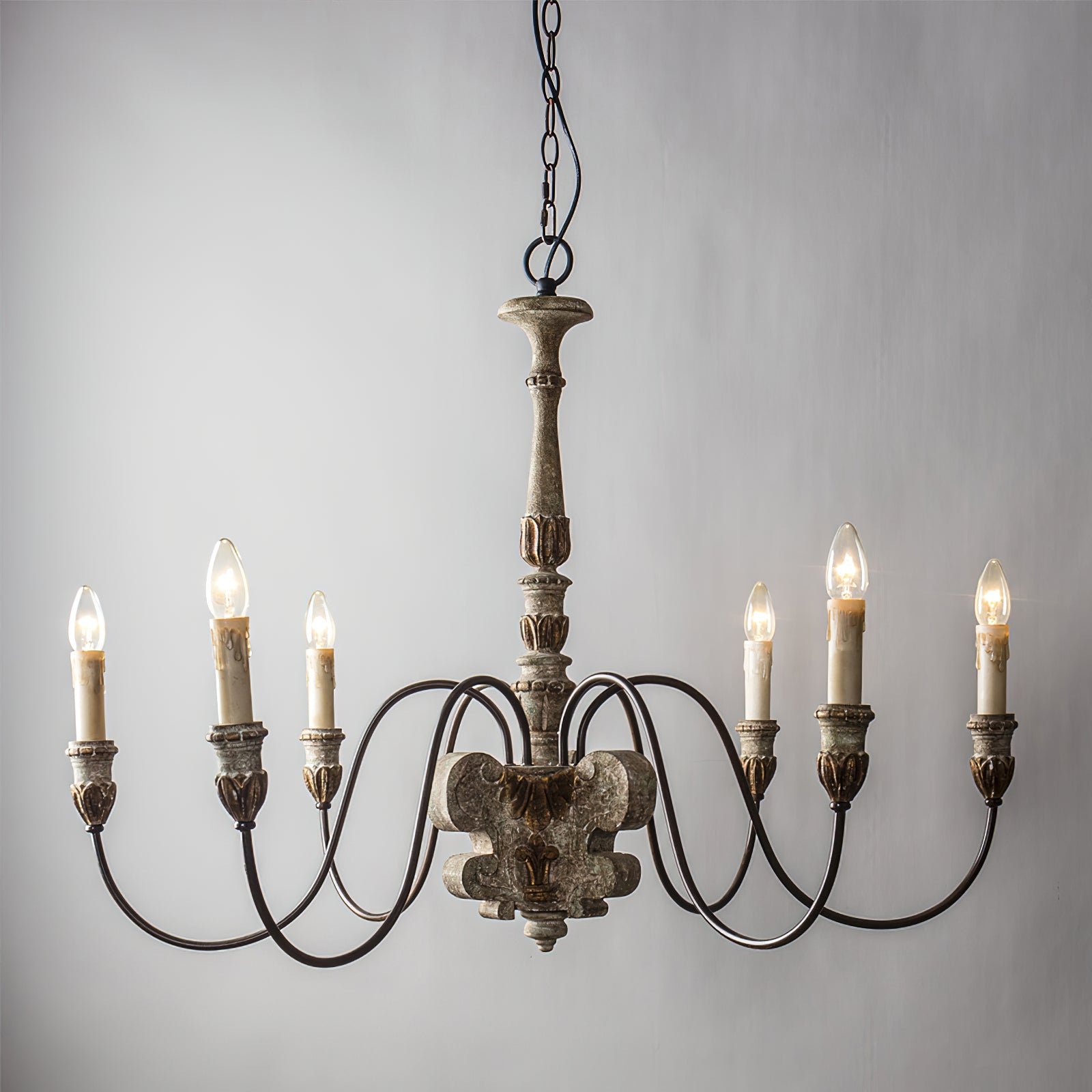 Aveneriel Solid Chandelier
