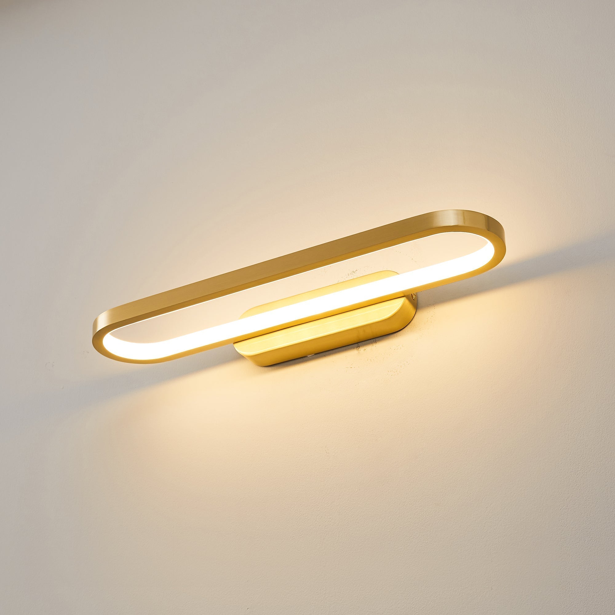 Auryn Wall Lamp