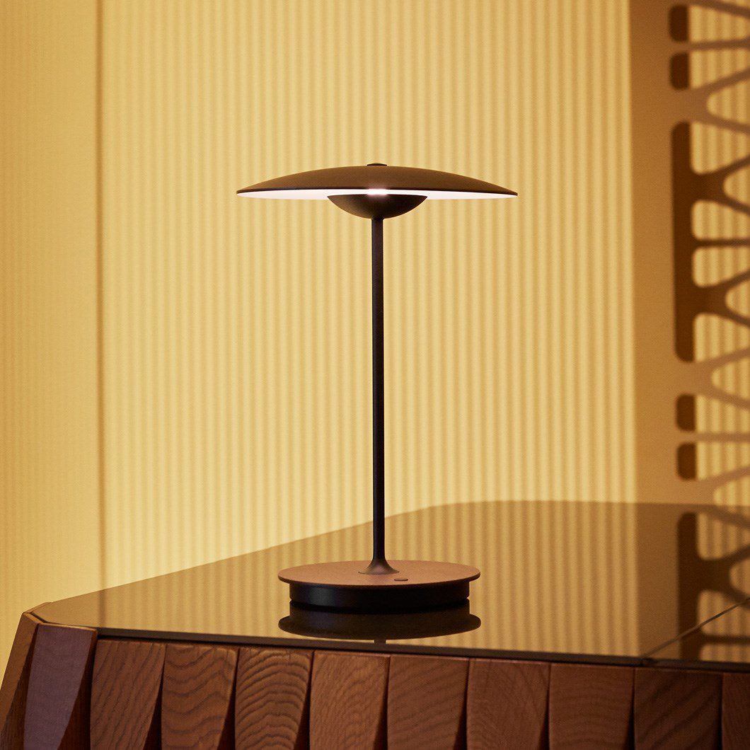 Elaarelia Table Light Slim Minimalist