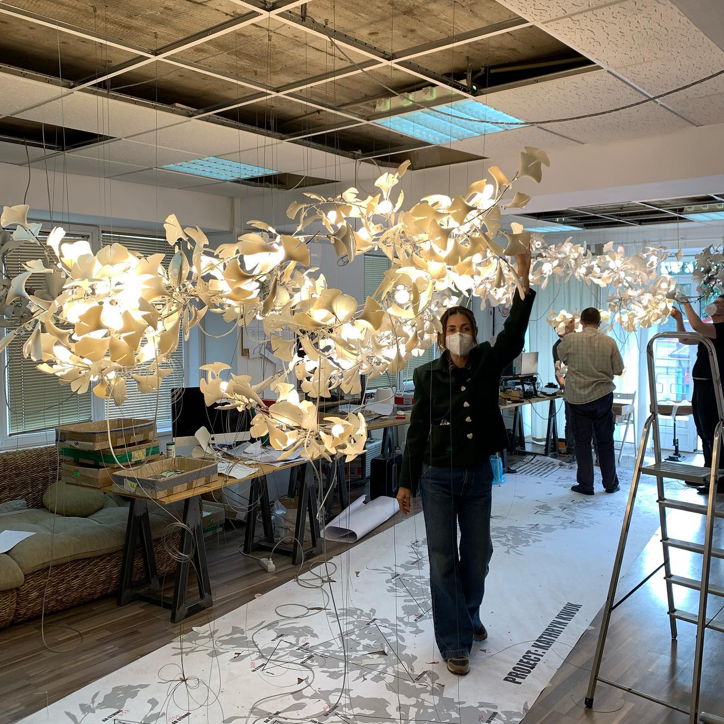 Eurzoris Gingko Leaf Chandelier