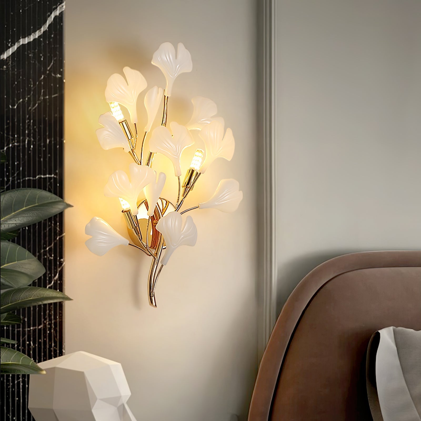 Oakes Postmodern Luxury Gingko Ceramics Wall Lamp