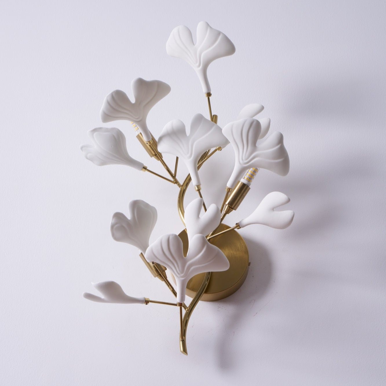 Oakes Postmodern Luxury Gingko Ceramics Wall Lamp
