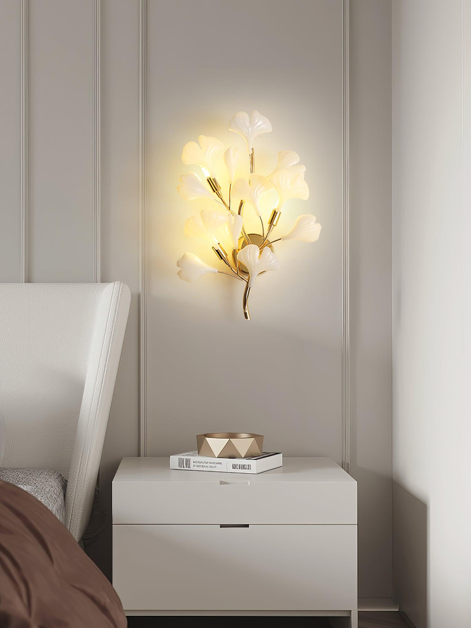 Oakes Postmodern Luxury Gingko Ceramics Wall Lamp