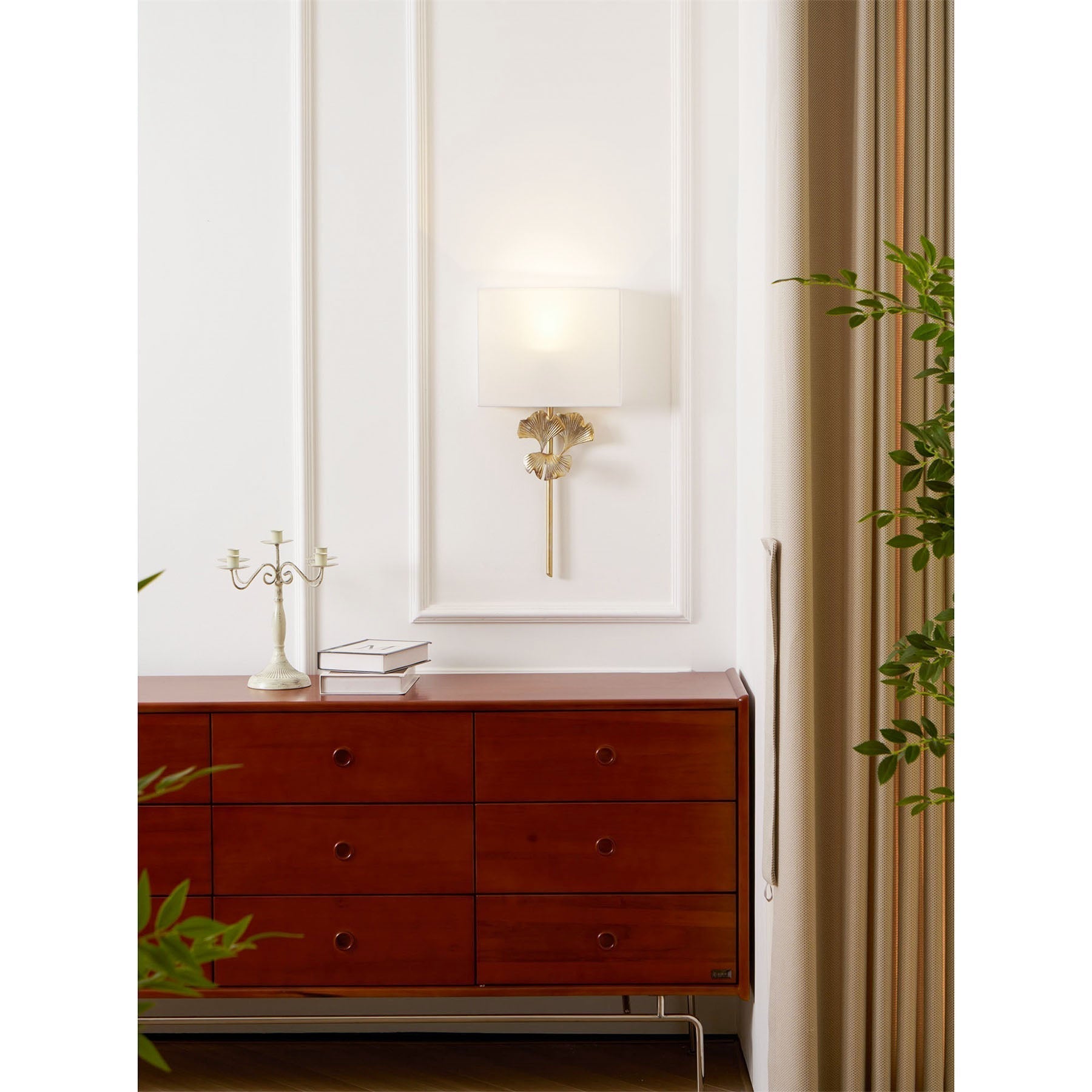 Mirelora Wall Lamp