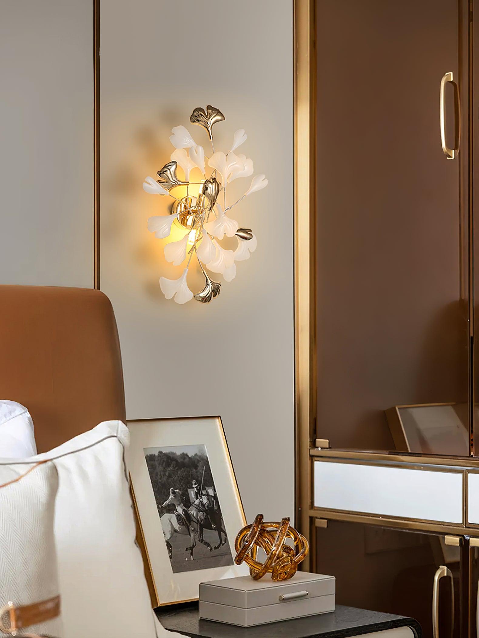 Oakes Postmodern Luxury Gingko Ceramics Wall Lamp