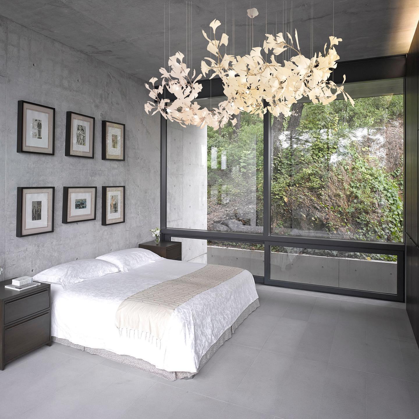 Tarenis Ceramics Artistic Chandelier
