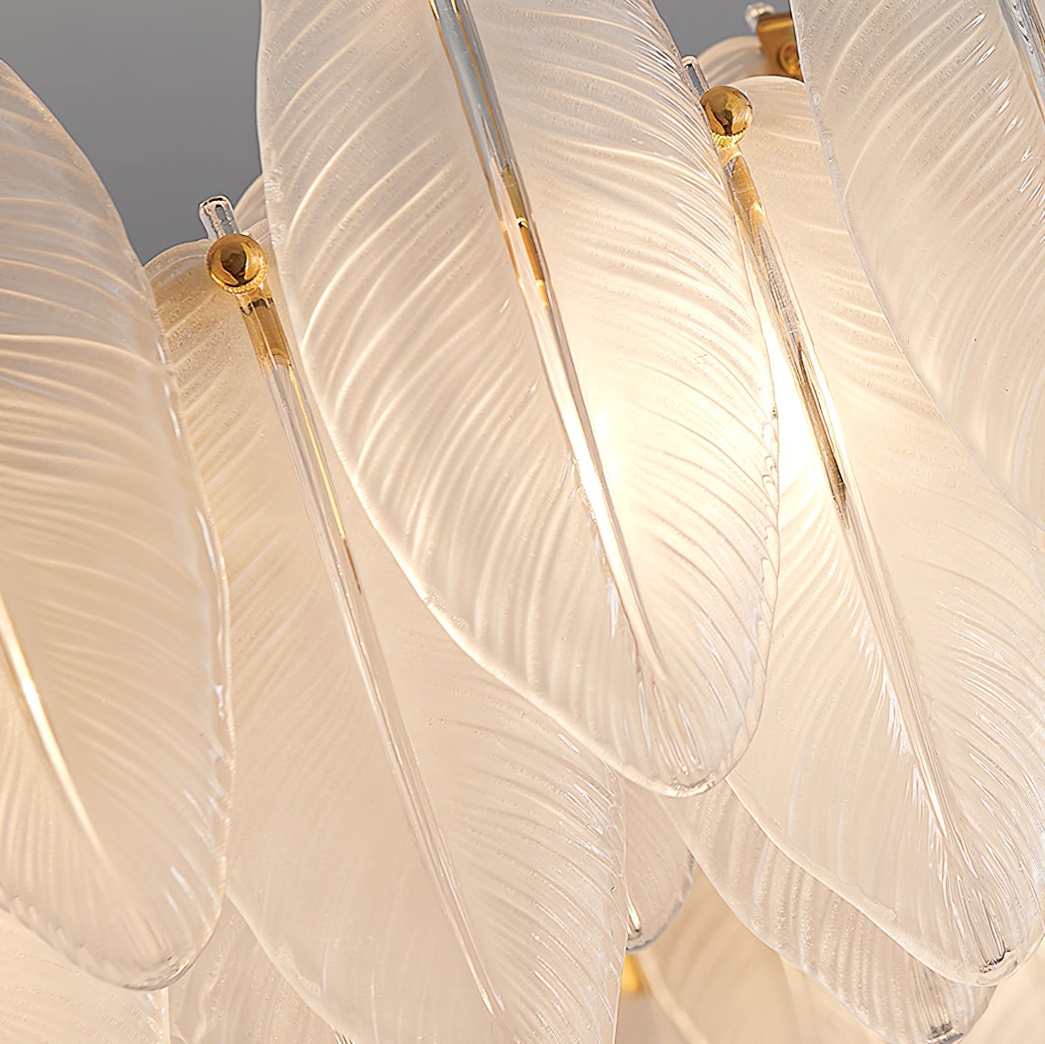 Celuissa Chandelier Feather Glass Frosted Layered
