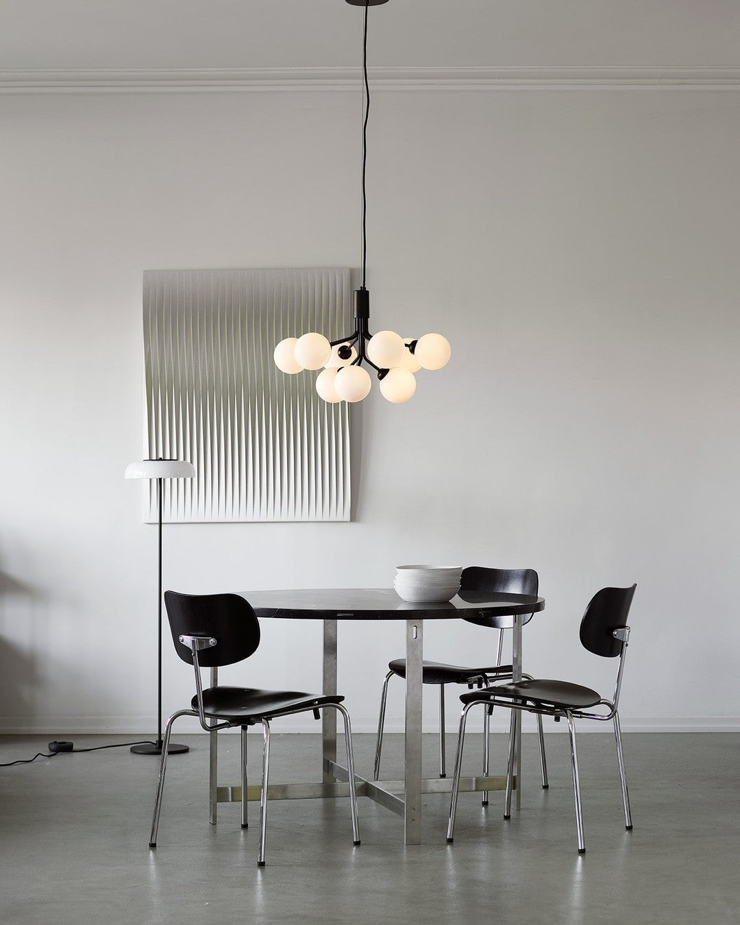Eirelelle Pendant Lamp Glass Globe Cluster Brass
