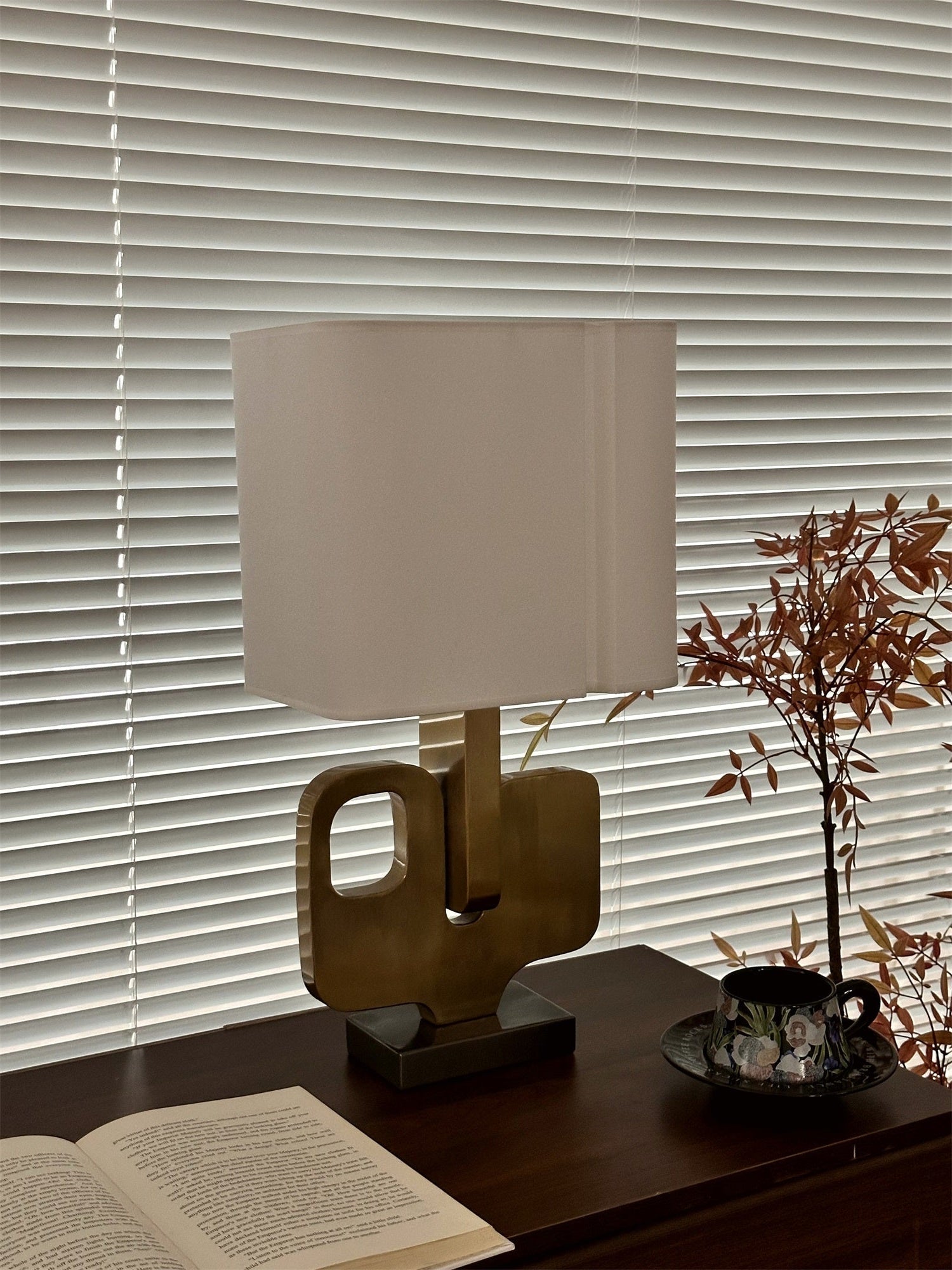 Glyph Table Lamp