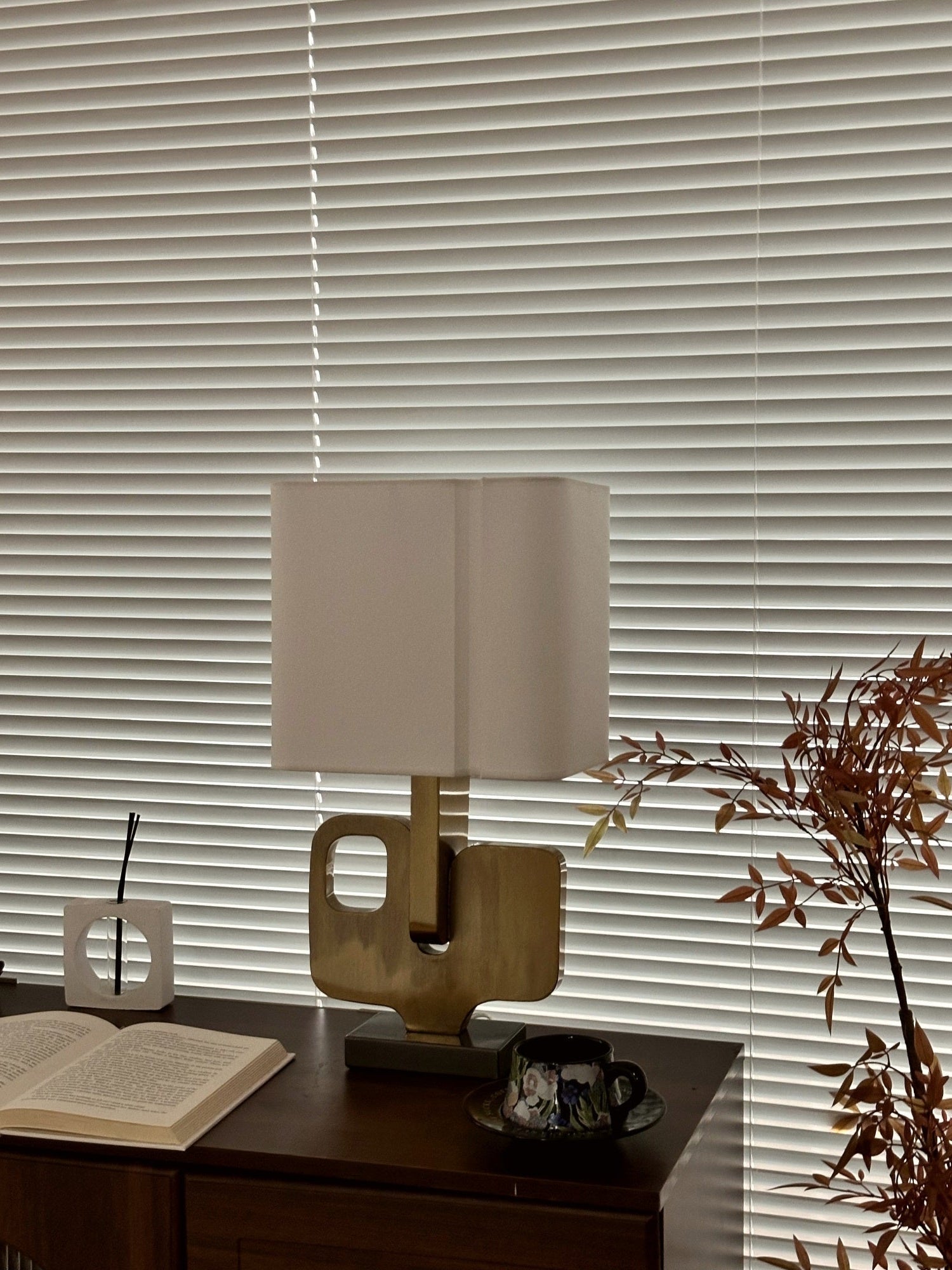 Glyph Table Lamp