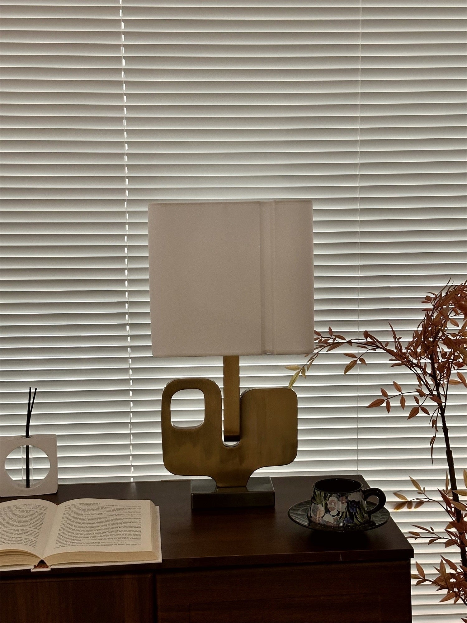 Glyph Table Lamp