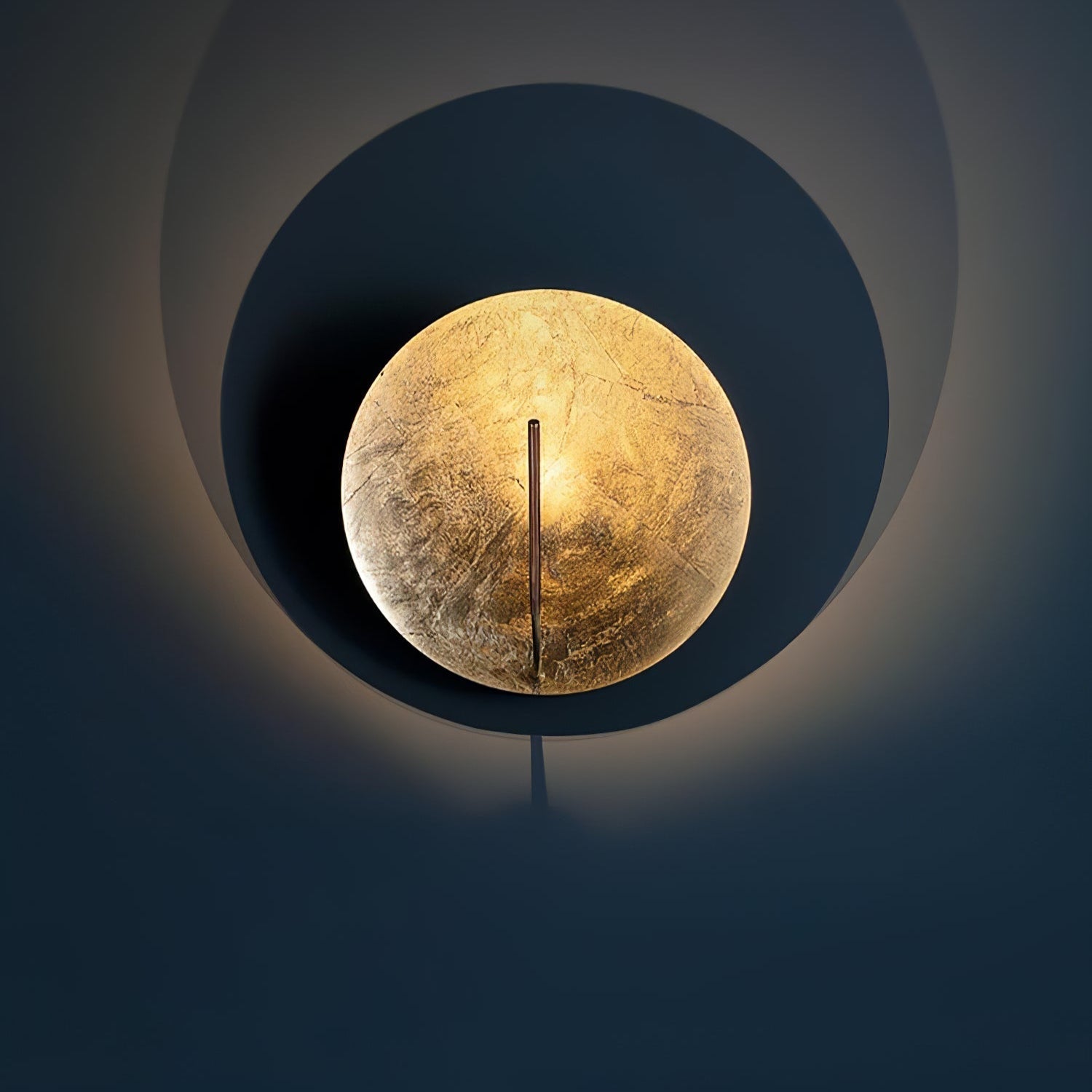 Noctarion Golden Aura Wall Light