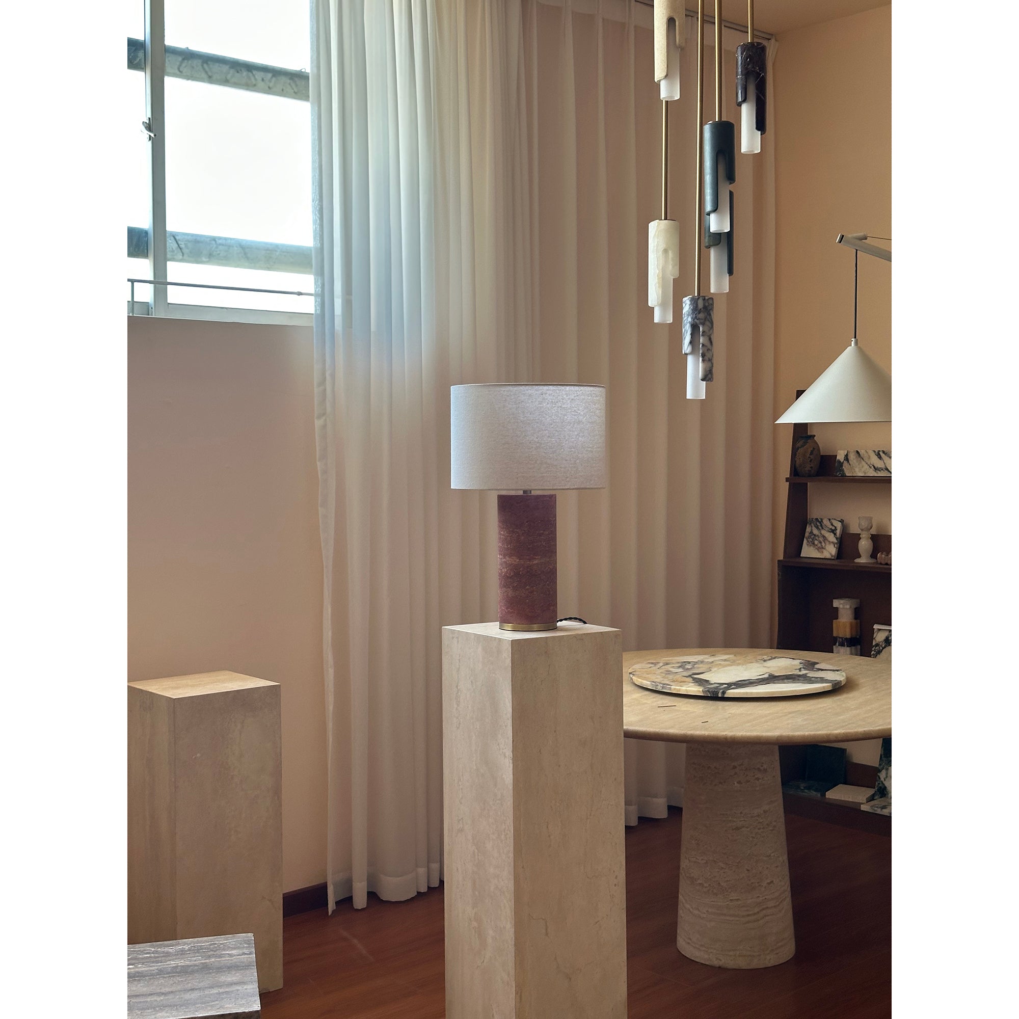 Avenanette Table Lamp