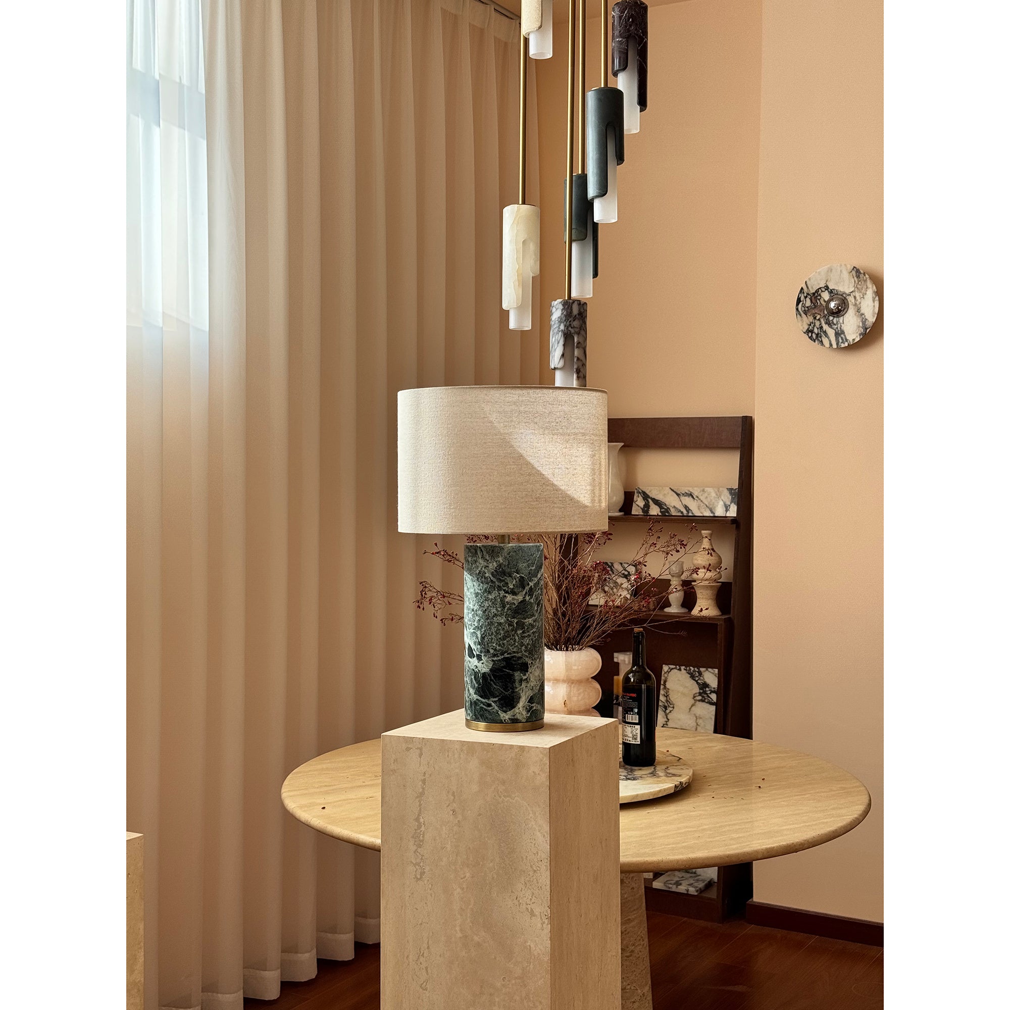 Avenanette Table Lamp