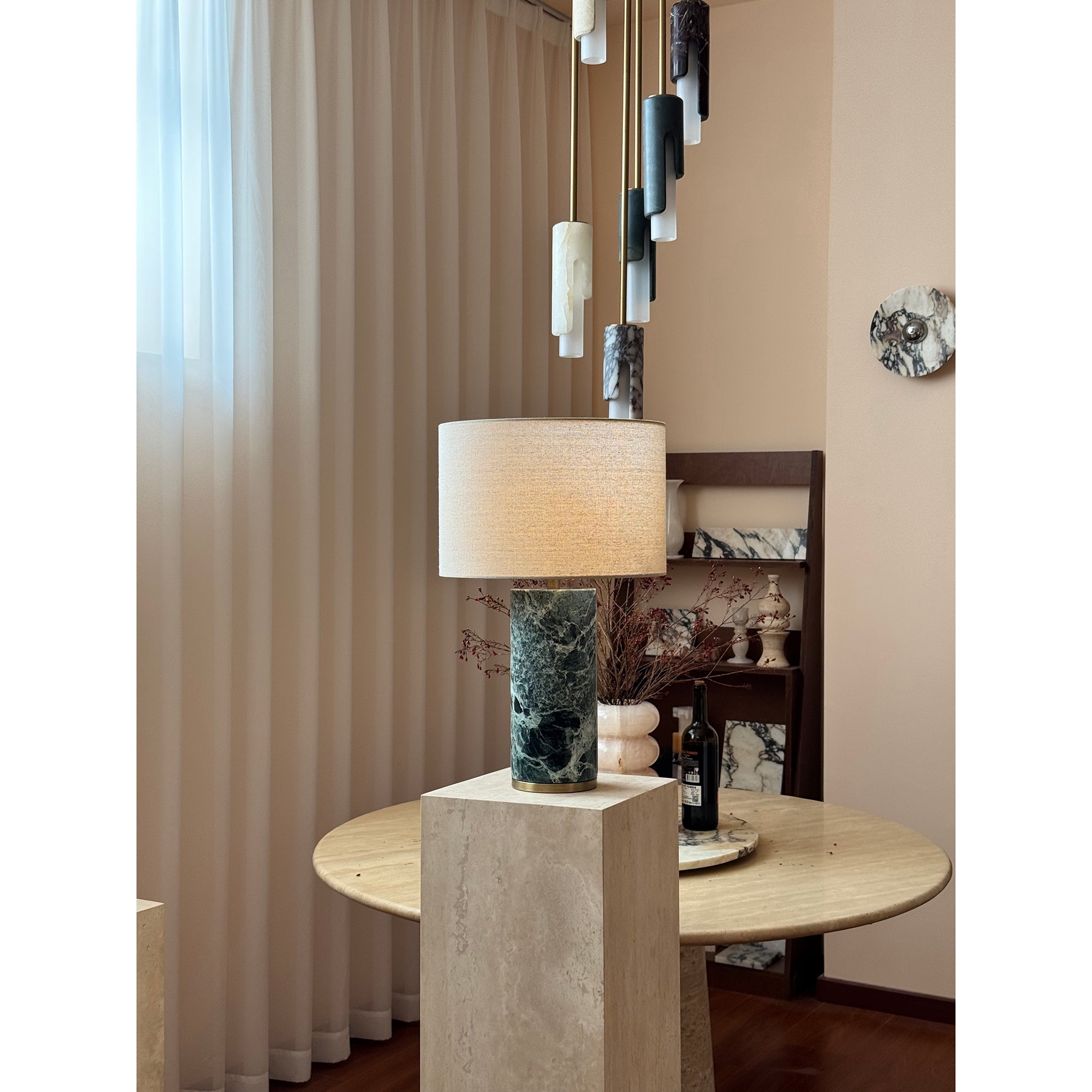 Avenanette Table Lamp