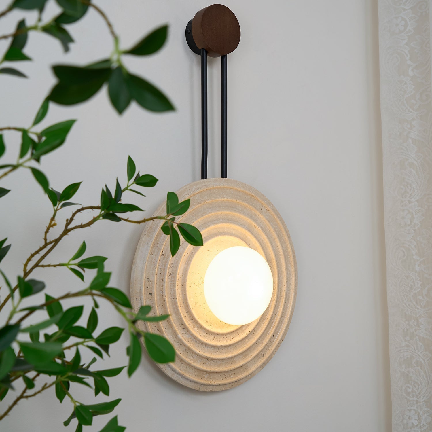 Isoror Spiral-Ring Travertine Wall Light