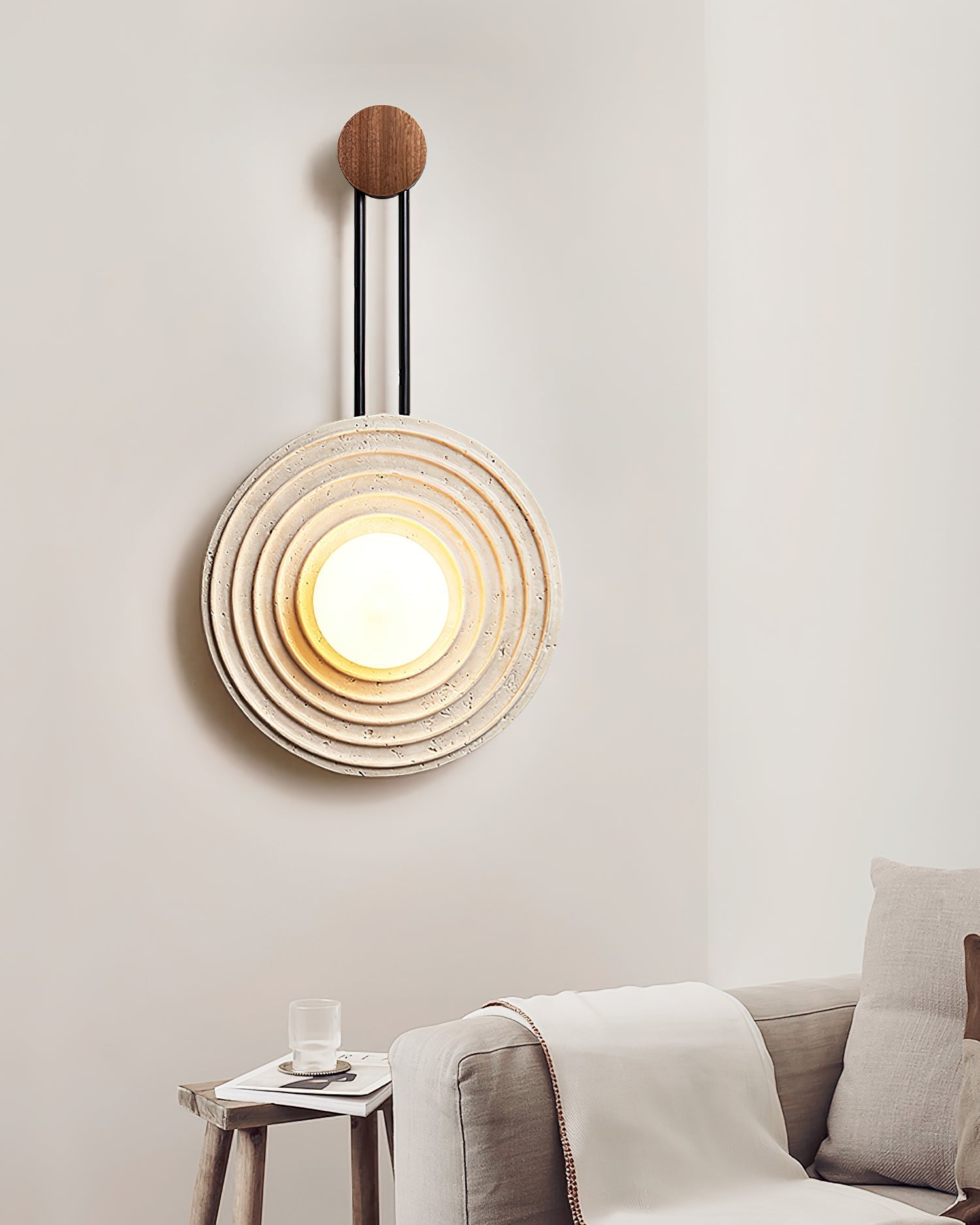 Isoror Spiral-Ring Travertine Wall Light