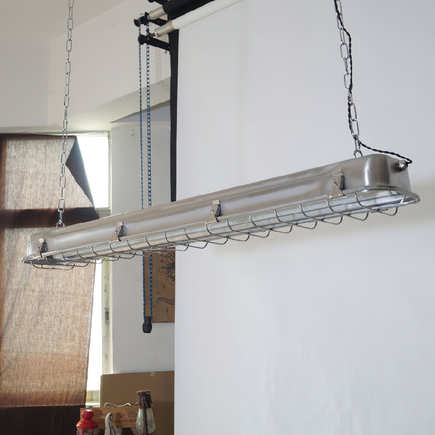 Rowand Pendant Light