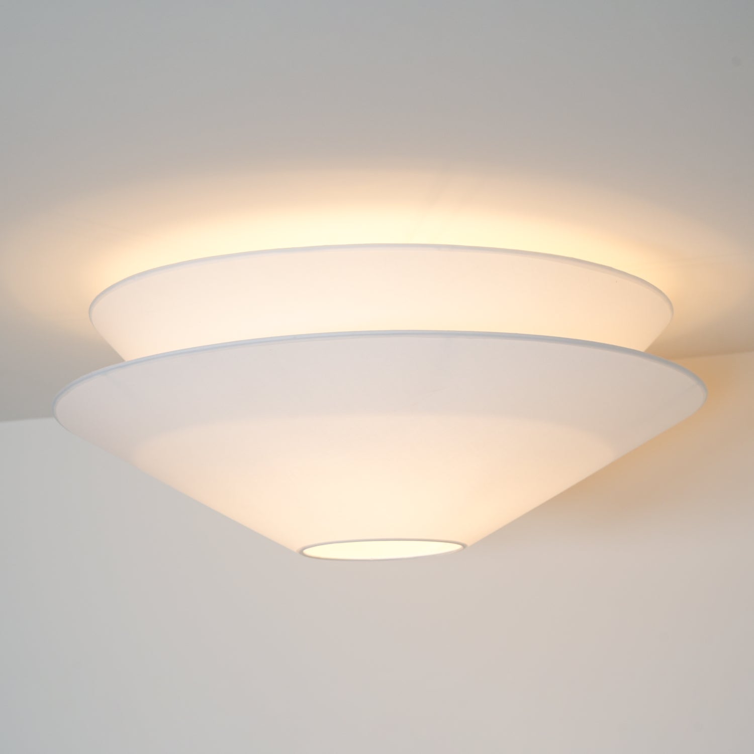 Ealo Nordic Art Fabric Flushmount Ceiling Light