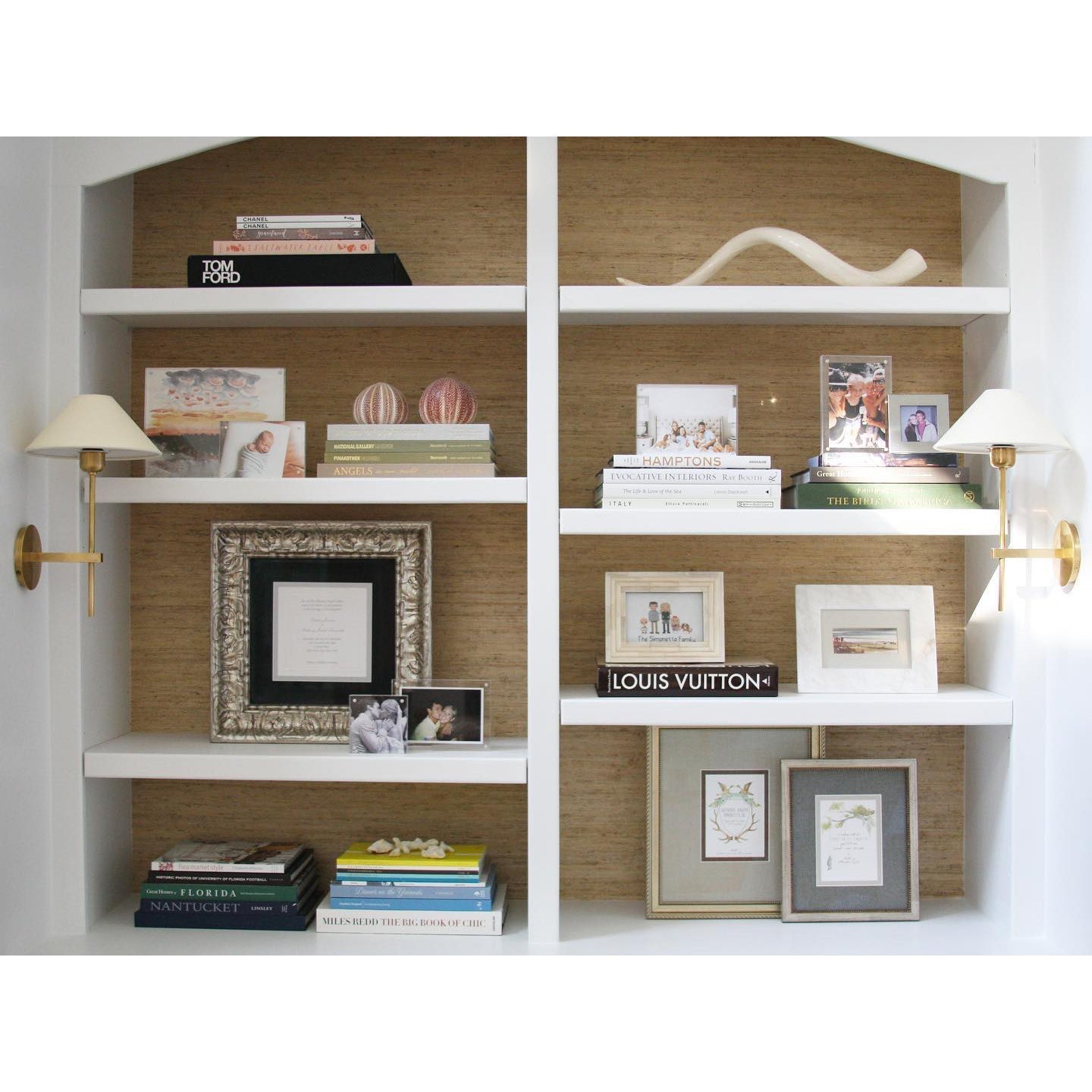 Orelisira Wall Lamp