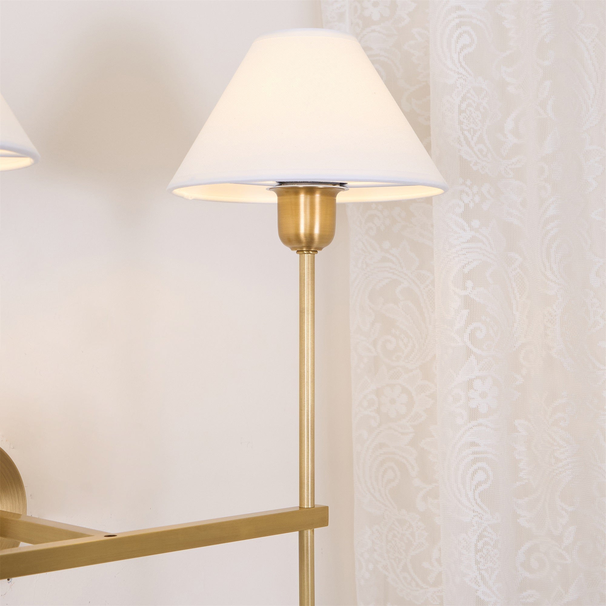 Orelisira Wall Lamp