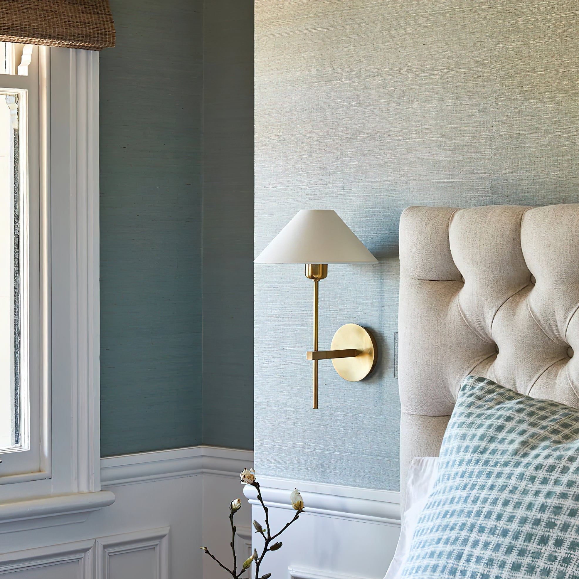 Orelisira Wall Lamp