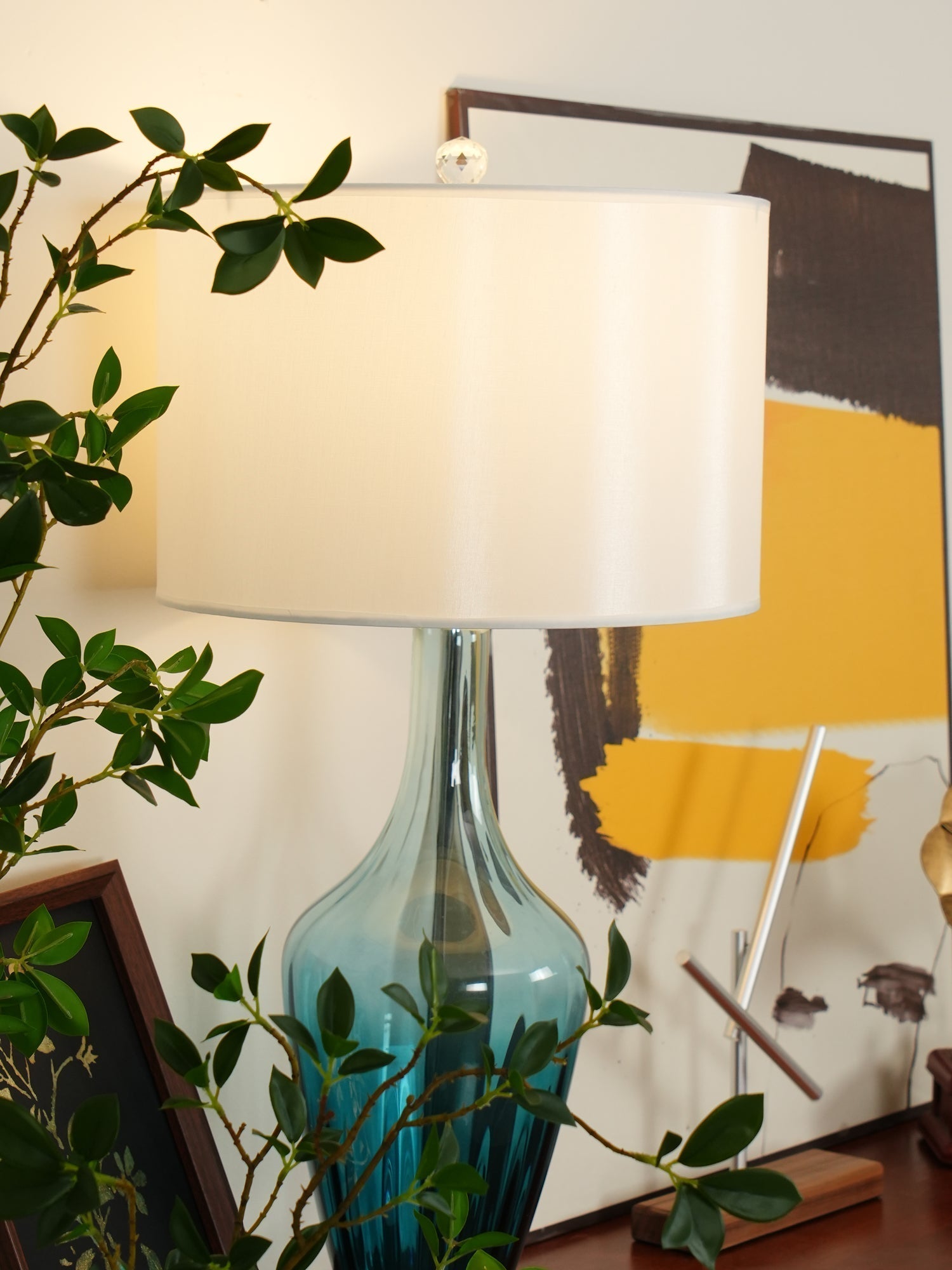Syphae Glass Table Lamp