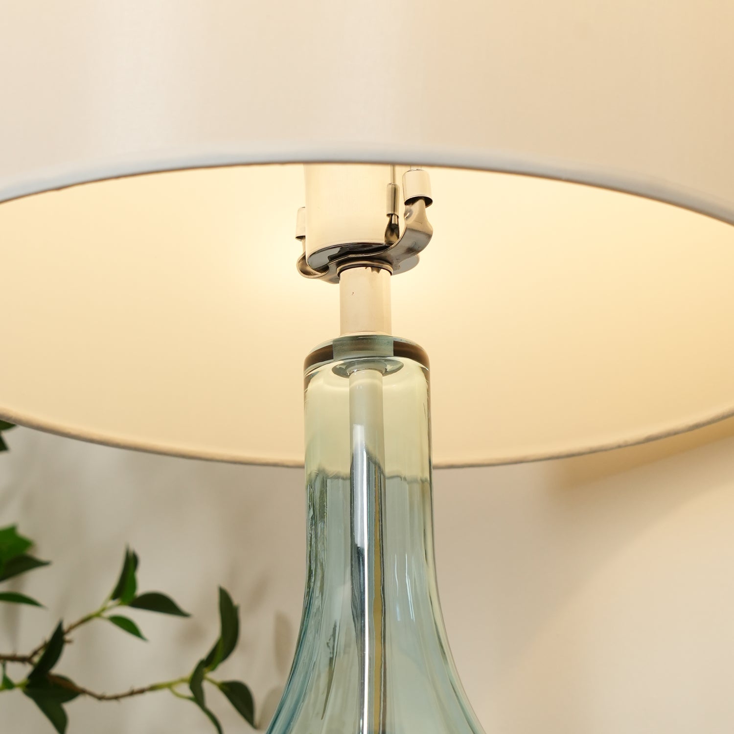 Syphae Glass Table Lamp