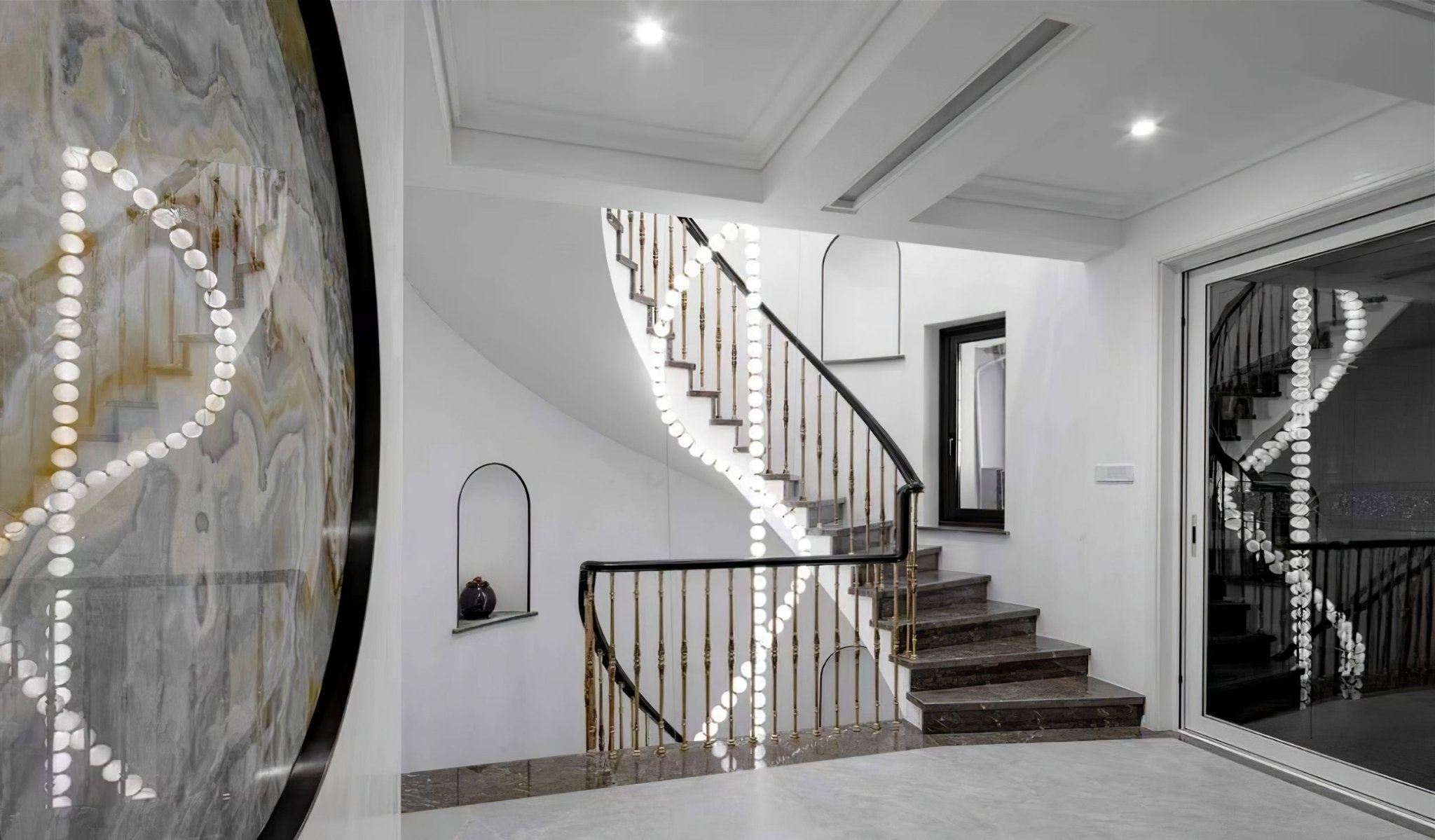 Zalvarin Brass Sputnik Chandelier - Neutral Decor