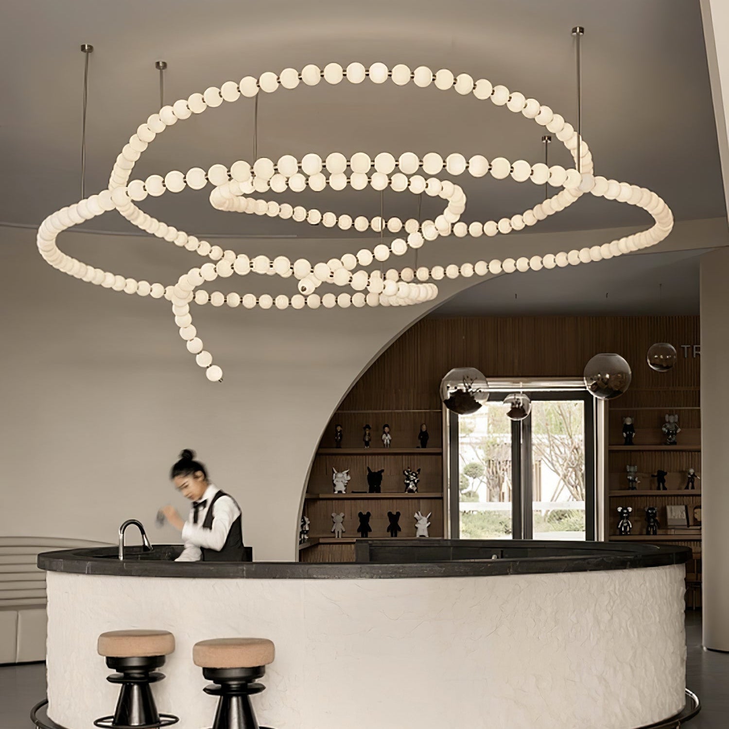 Zalvarin Brass Sputnik Chandelier - Neutral Decor