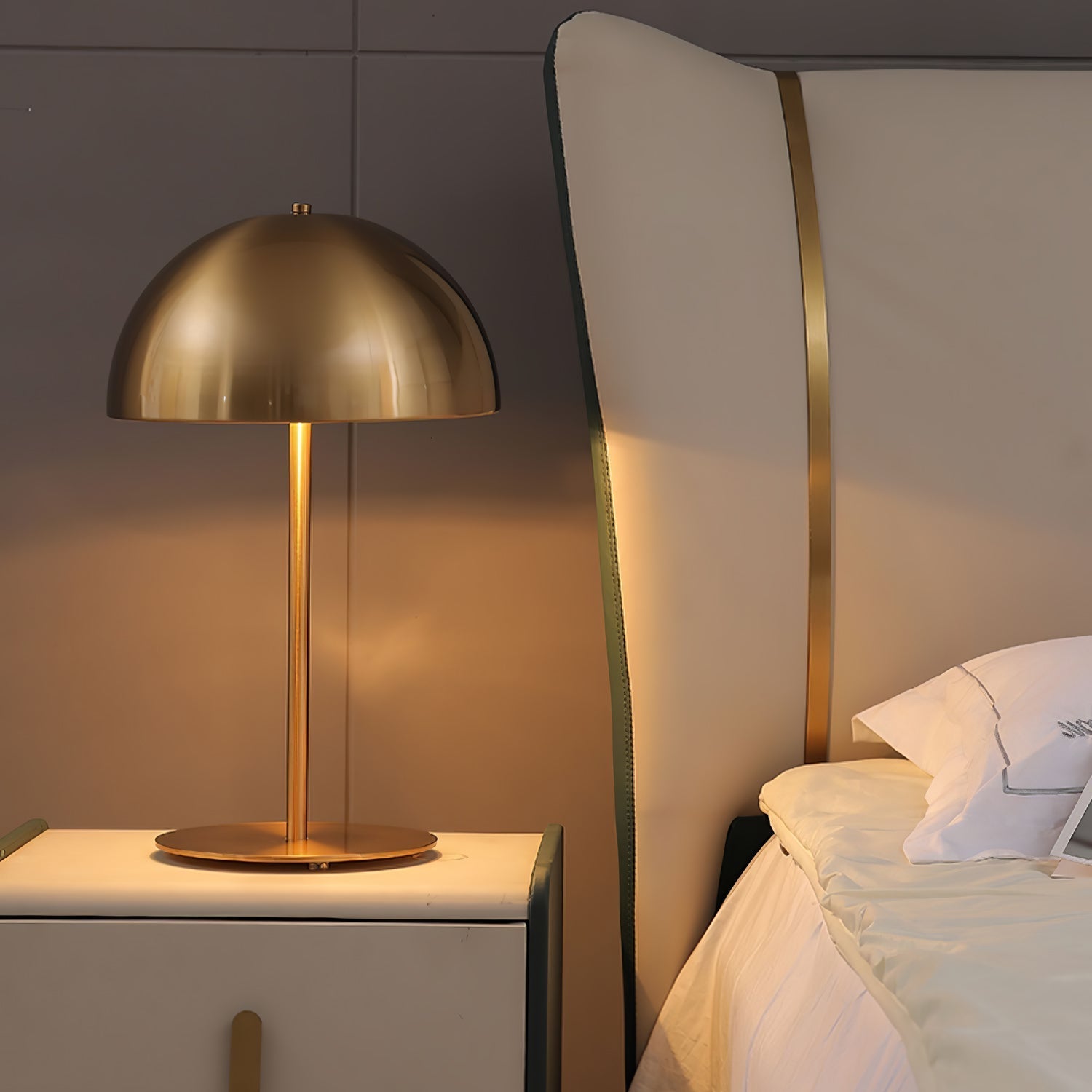Brioth Acrylic Scandinavian Table Lamp