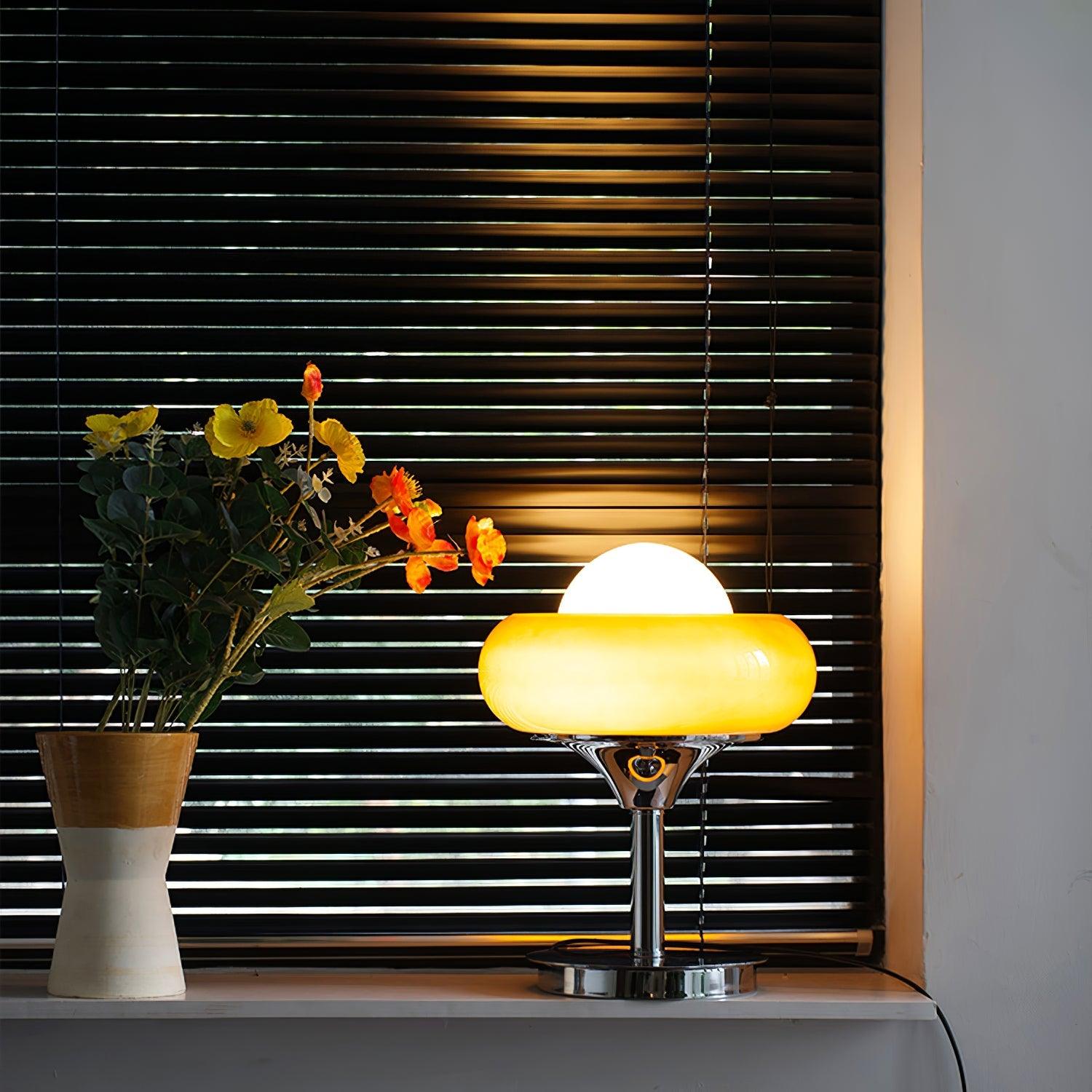 Solise Glass Retro Table Lamp