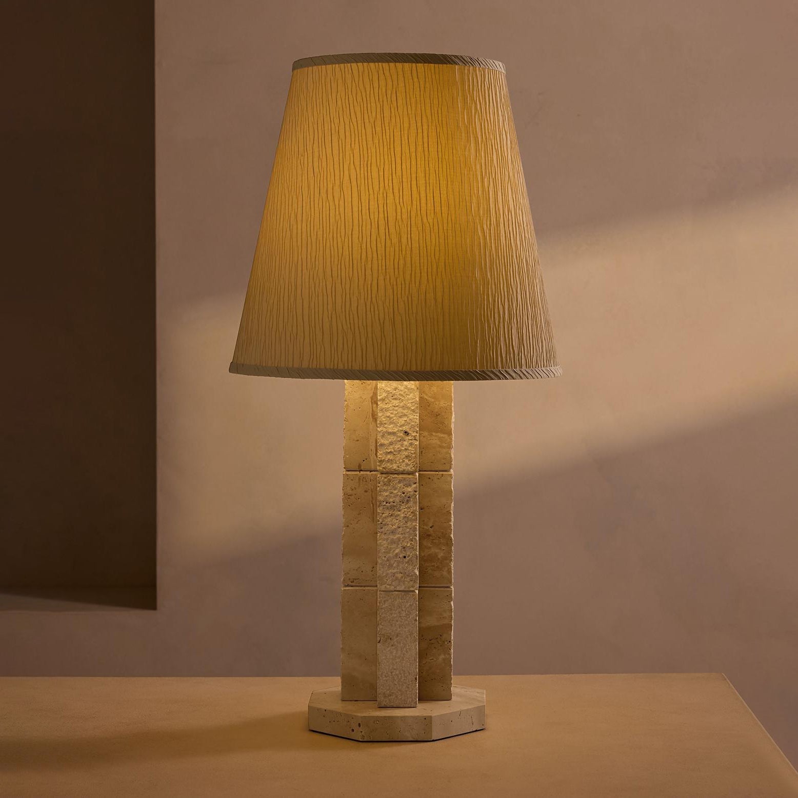 Avenelira Table Lamp
