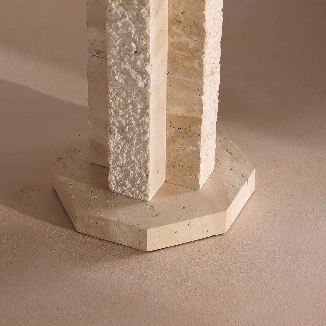 Avenelira Table Lamp