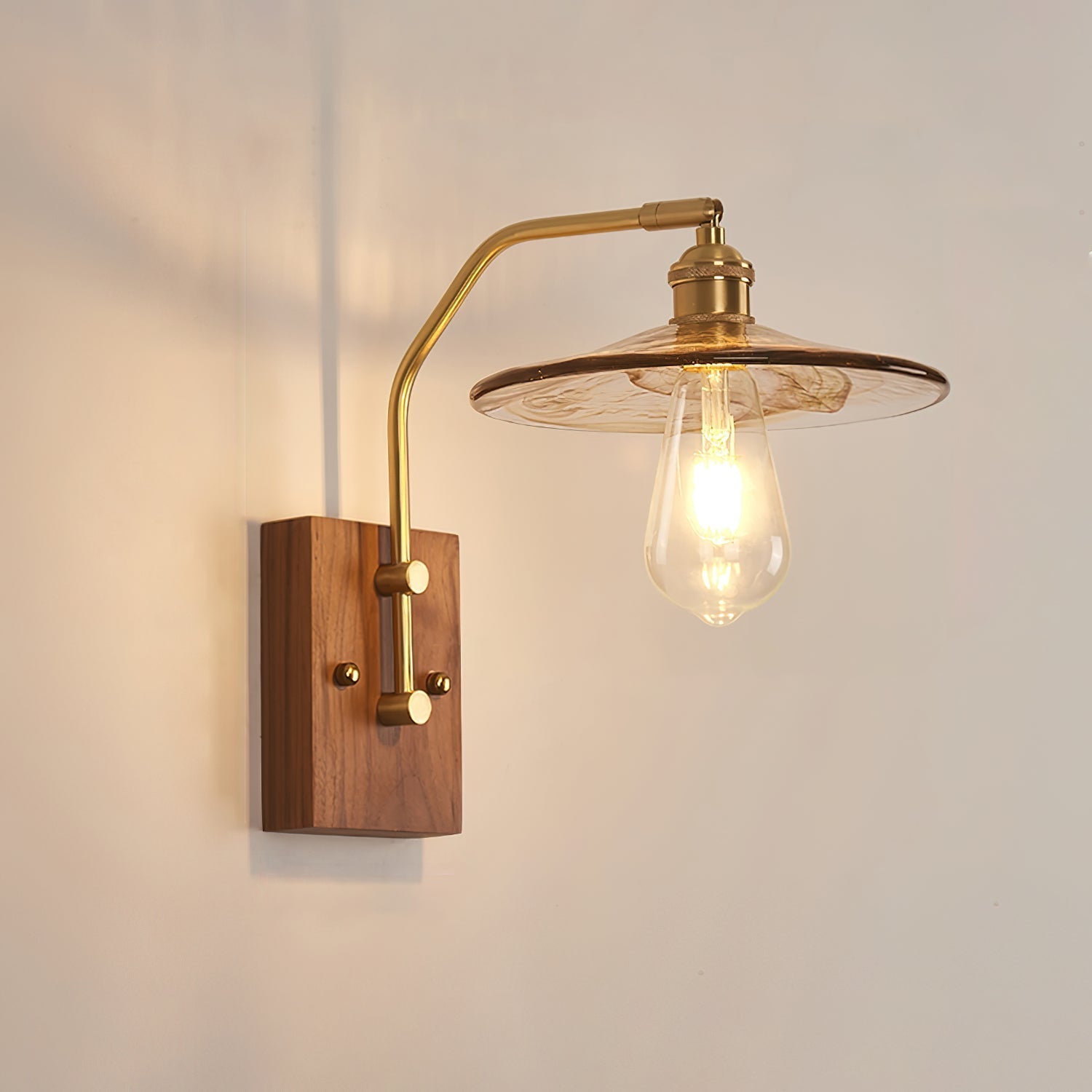 Umeris Elegance Vintage Walnut Wall Lamp