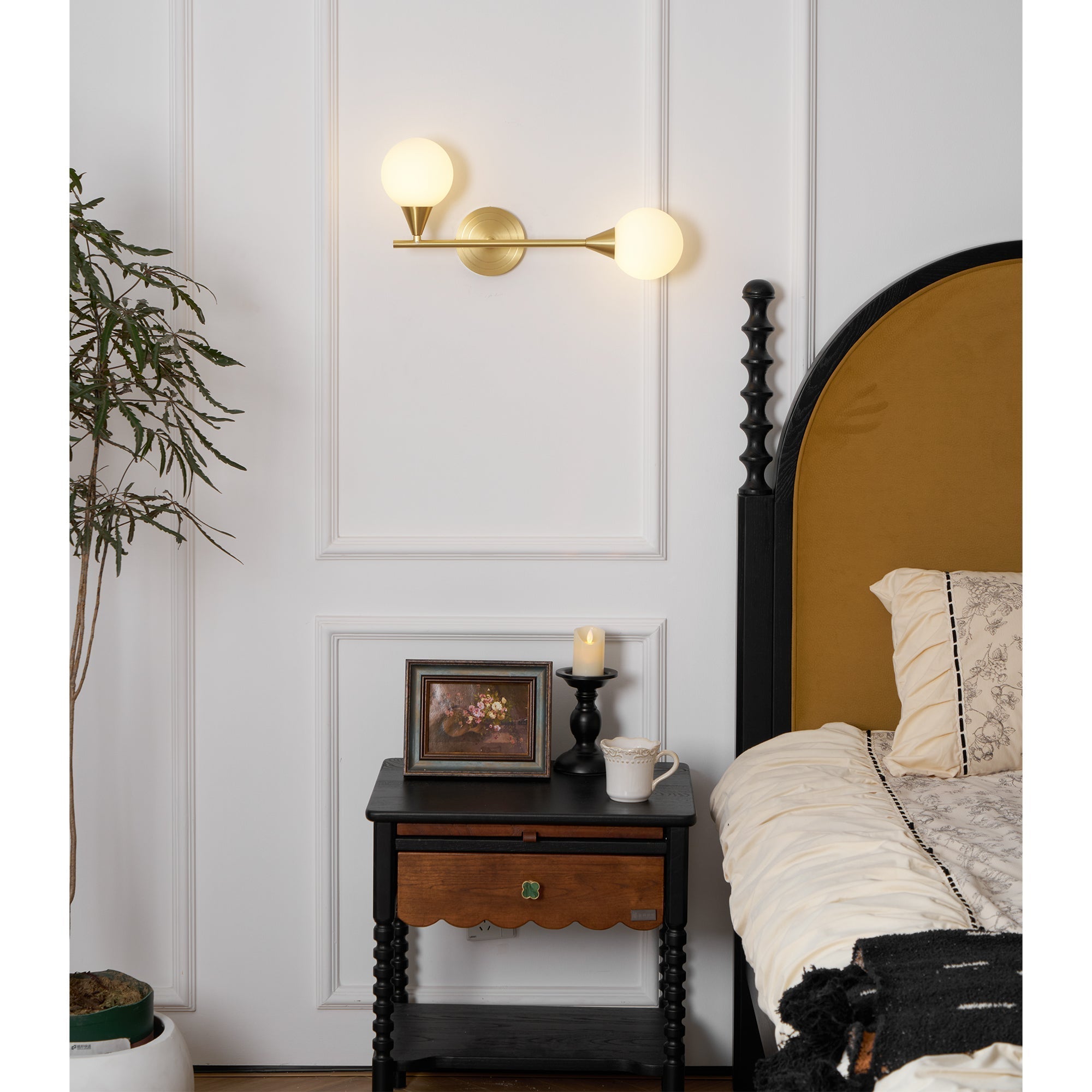 Orbilist Wall Lamp
