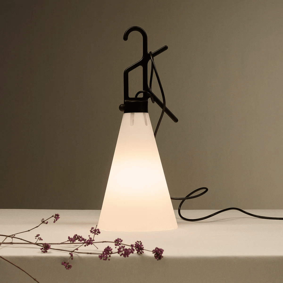 Hook Handle Cone Lamp