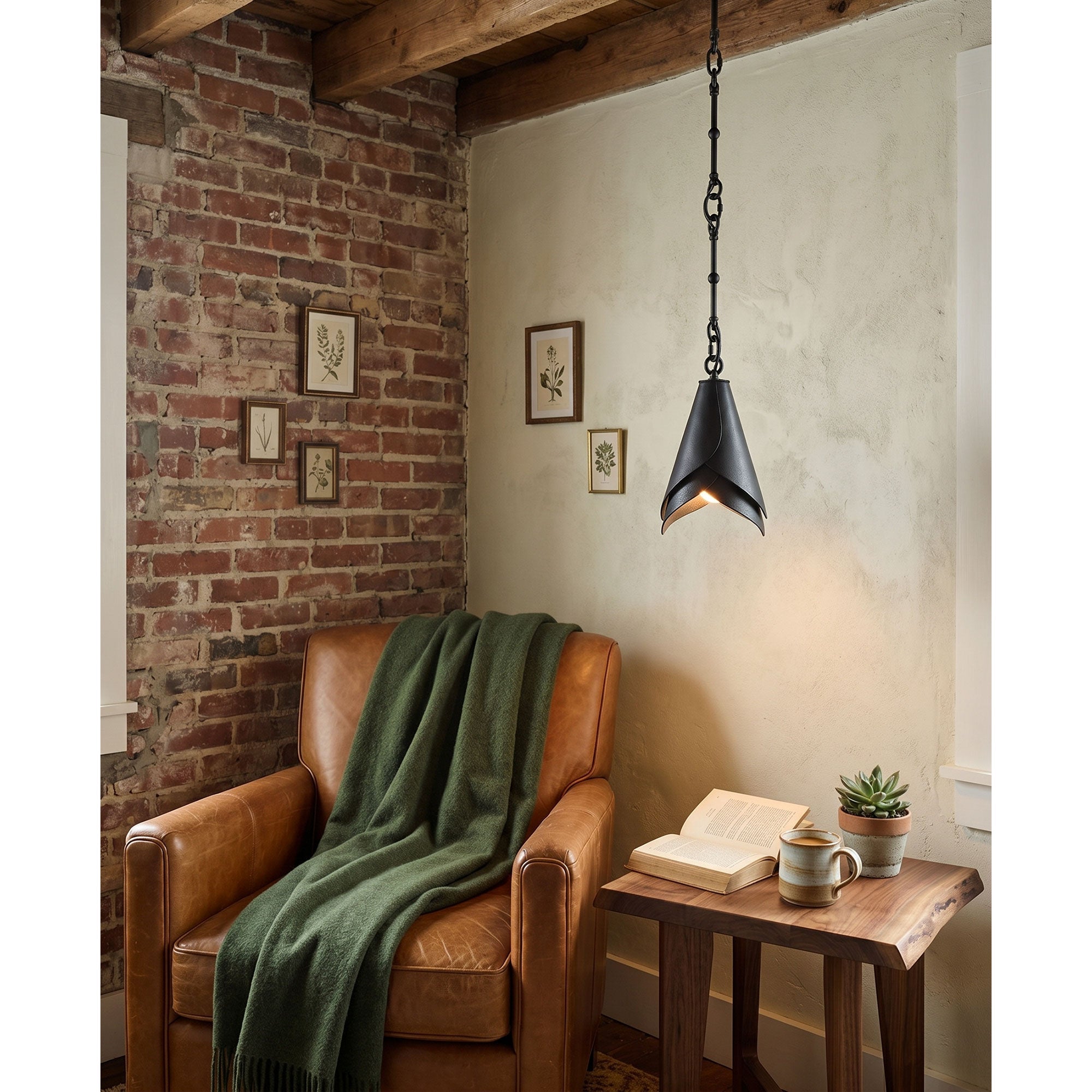 Ciririna Horse Hoof Piel Pendant Lamp